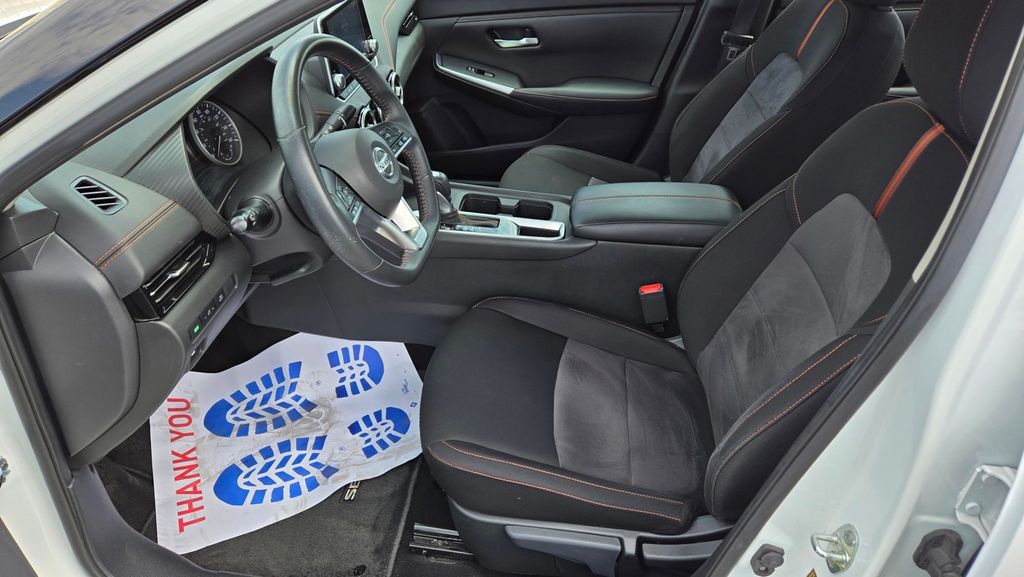 2023 Nissan Sentra SR - Photo 13