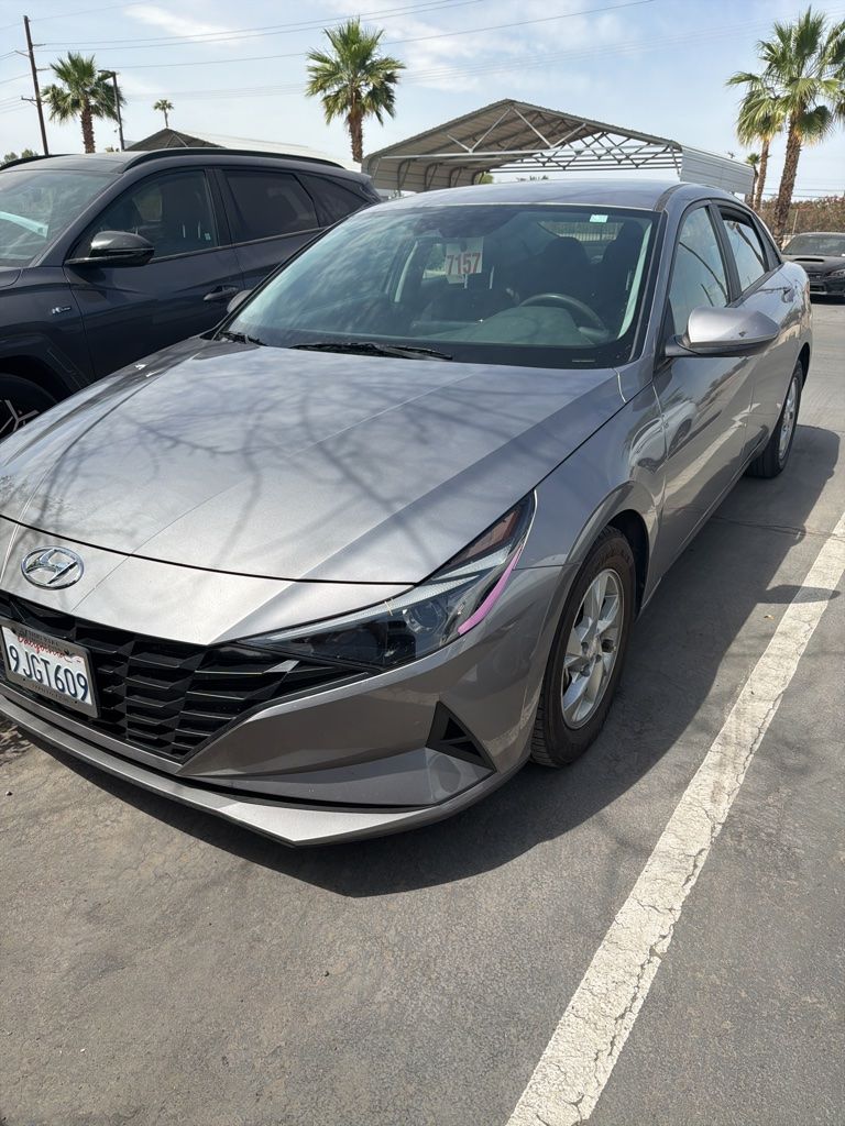 2023 Hyundai Elantra SE