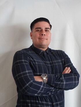 Staff member Ricardo Uriarte from ID_f16936