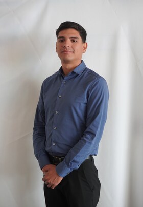 Staff member  Erick Castellanos from ID_f16936
