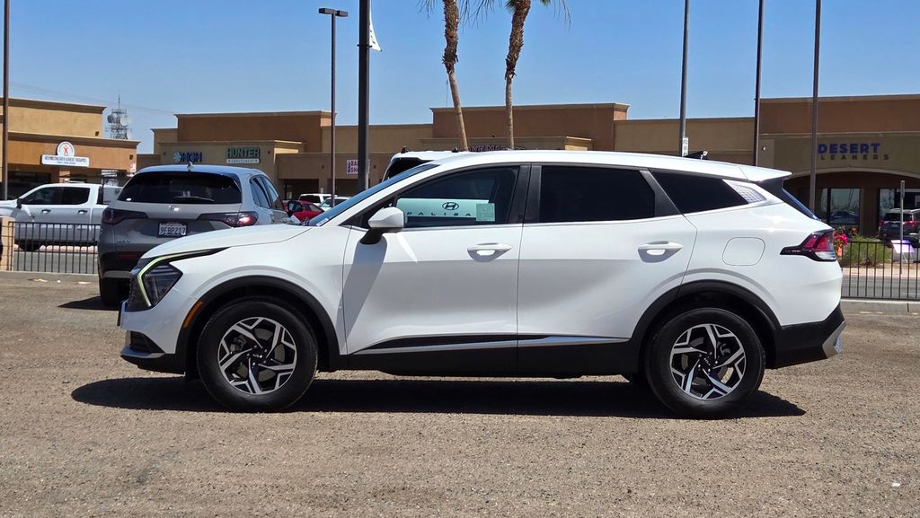 2024 Kia Sportage LX - Photo 7