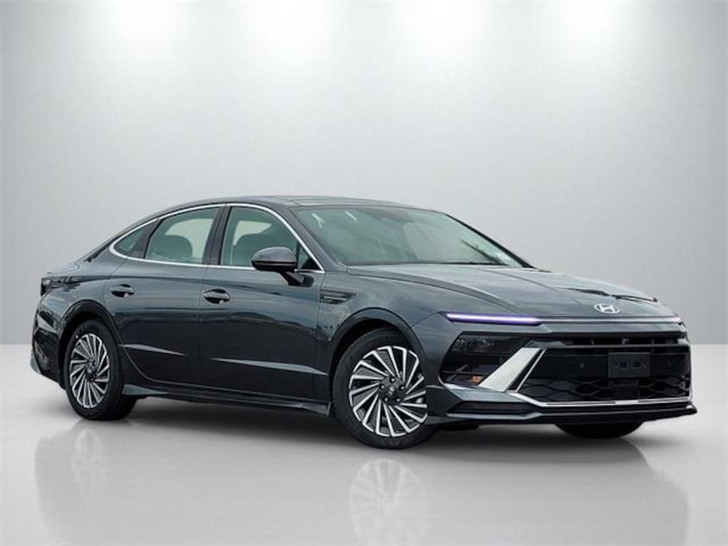 New 2025 Hyundai Sonata Hybrid Limited Sedan