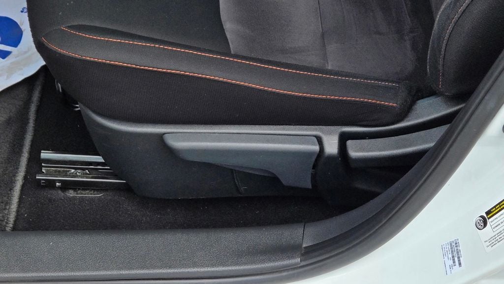 2023 Nissan Sentra SR - Photo 14