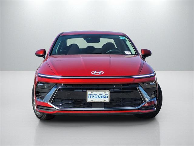 2025 Hyundai Sonata SE photo 2