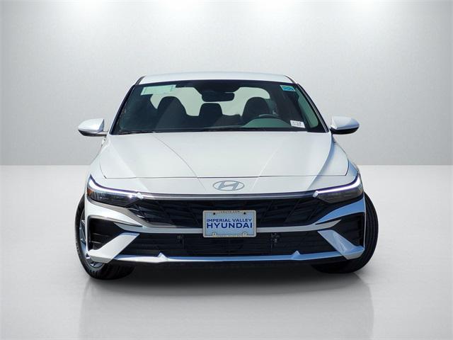 2025 Hyundai Elantra Hybrid Blue photo 2