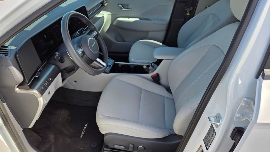 2026 Hyundai Kona SEL Premium - Photo 13