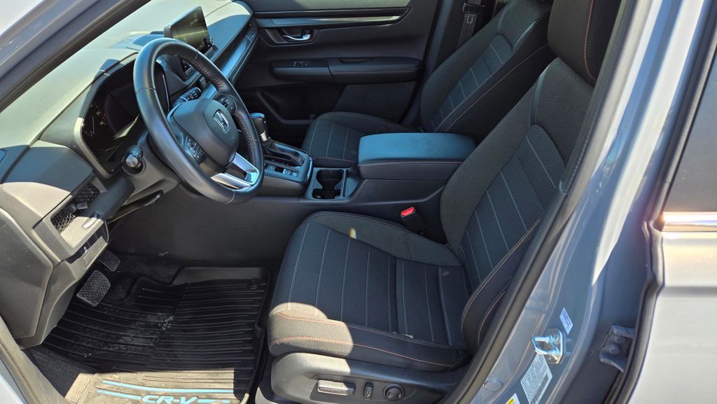 2024 Honda CR-V Sport - Photo 13