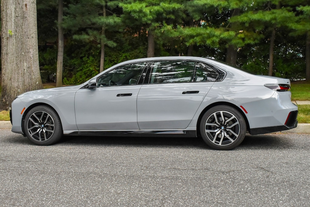 Used 2026 BMW 740i xDrive Sedan