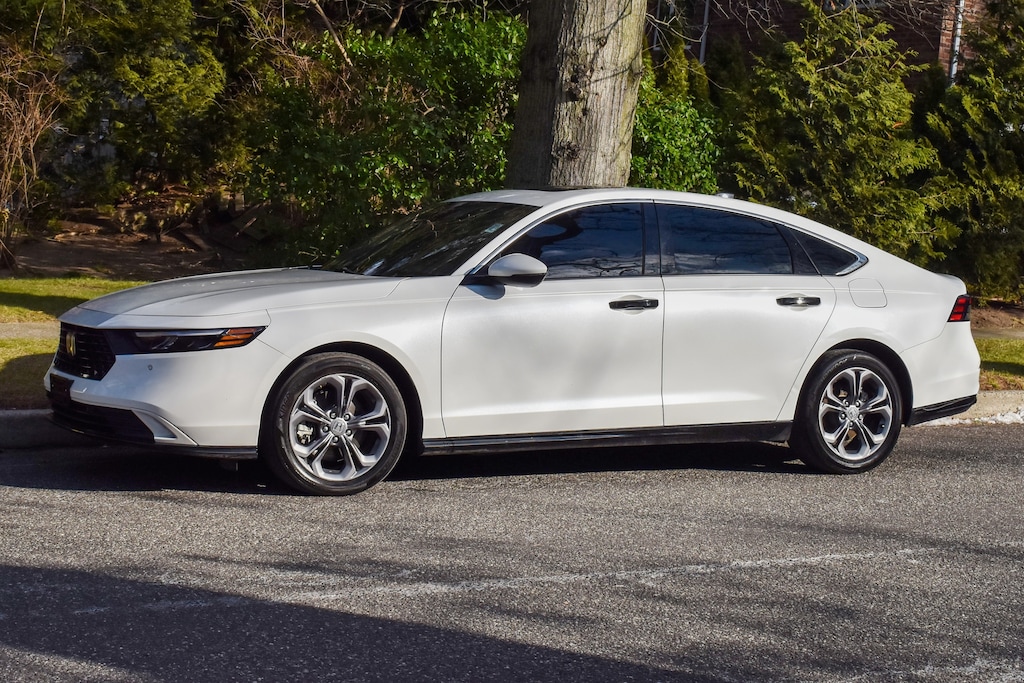 Used 2024 Honda Accord Hybrid EX-L Sedan