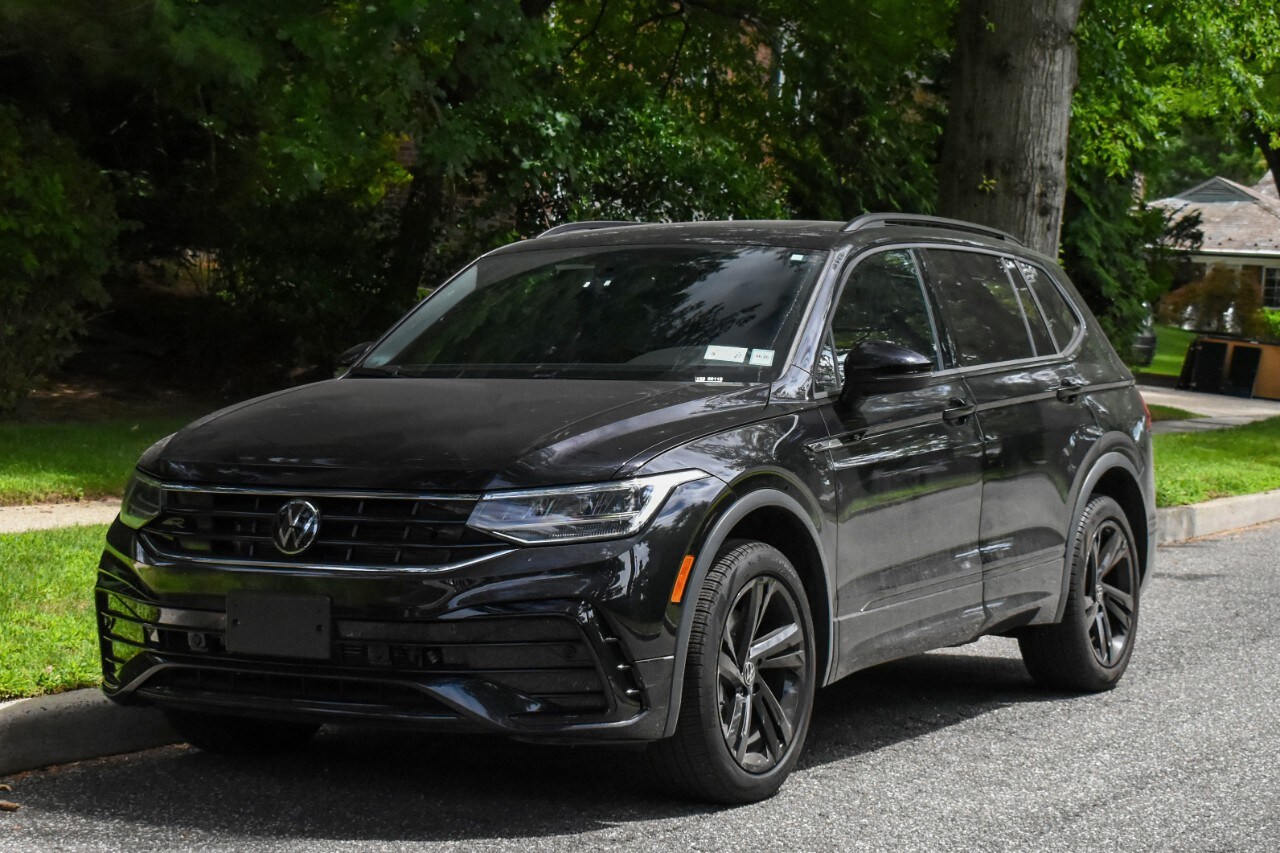 Used 2024 Volkswagen Tiguan 2.0T SE R-Line Black SUV