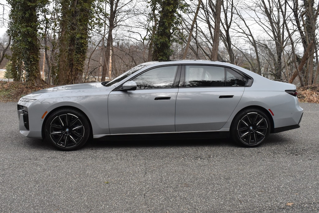 Used 2023 BMW i7 xDrive60 Sedan