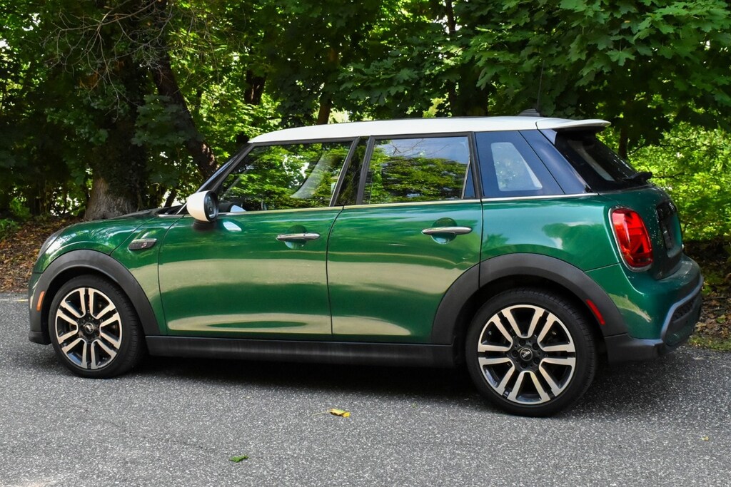 Used 2022 MINI Hardtop 4 Door Cooper S Hatchback