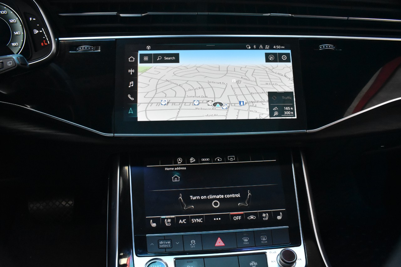 2021 Audi Q8 Premium Plus - Photo 32