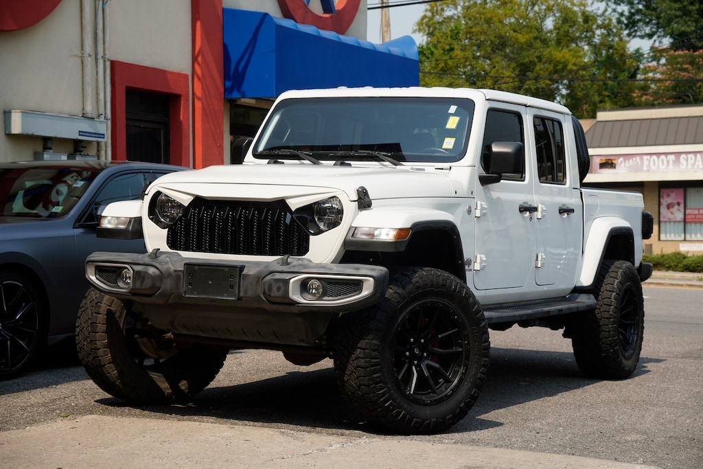 Used 2021 Jeep Gladiator Overland Truck Crew Cab
