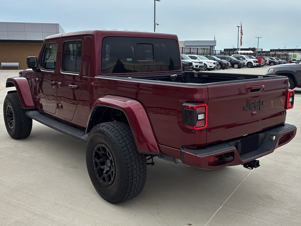Used 2021 Jeep Gladiator Overland Truck Crew Cab