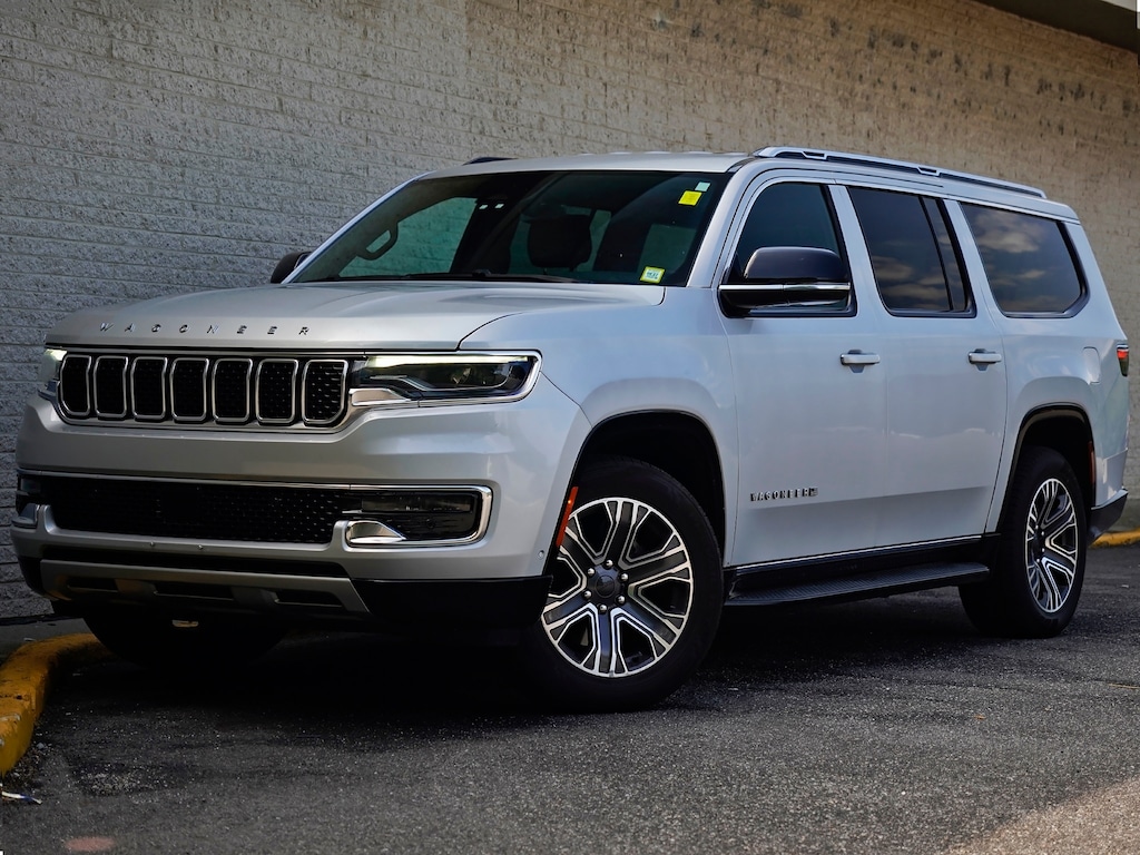 Used 2024 Jeep Wagoneer L Series II SUV