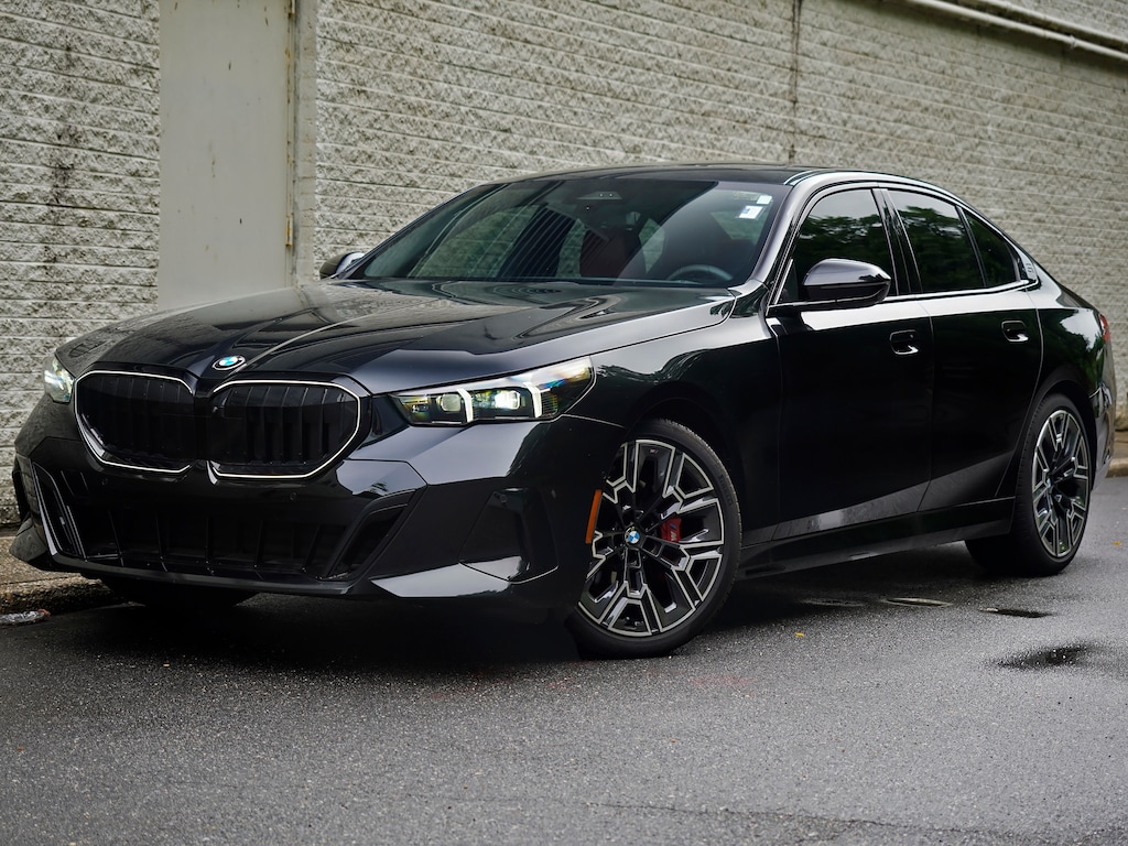 Used 2025 BMW 530i xDrive Sedan