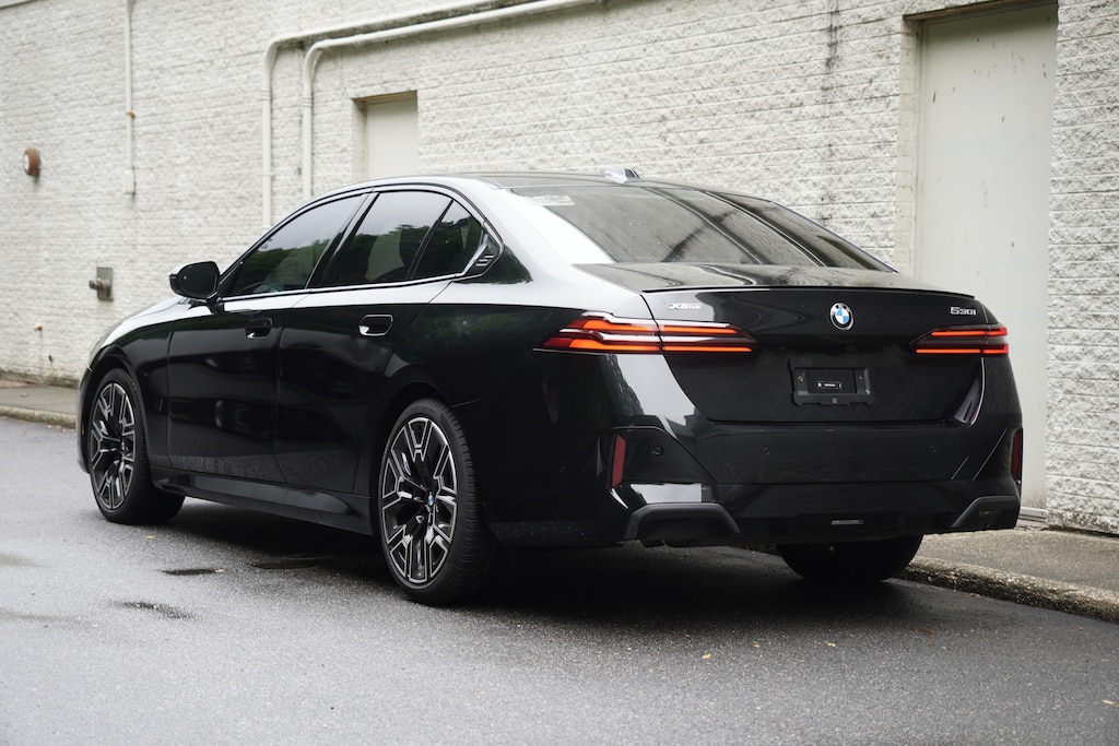Used 2025 BMW 530i xDrive Sedan