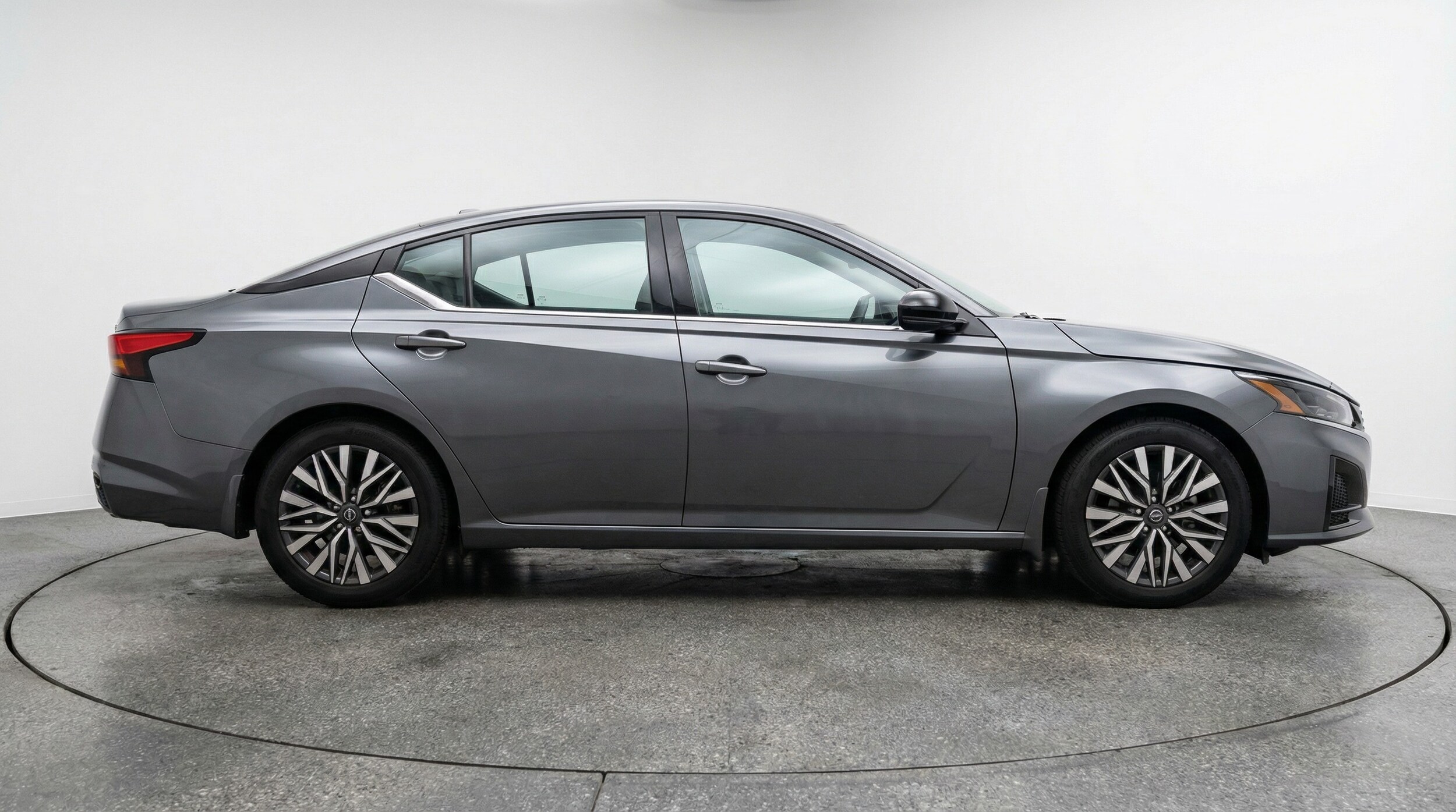 Thumbnail: 2025 Nissan Altima - 8