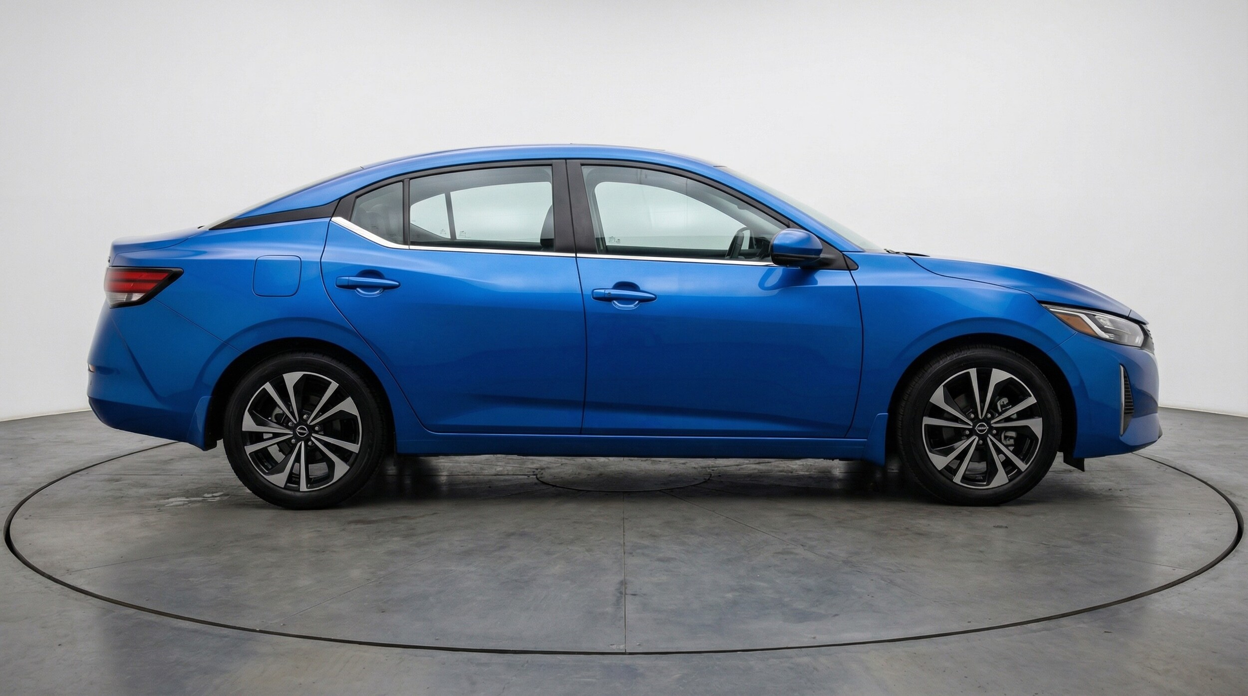 Thumbnail: 2025 Nissan Sentra - 8