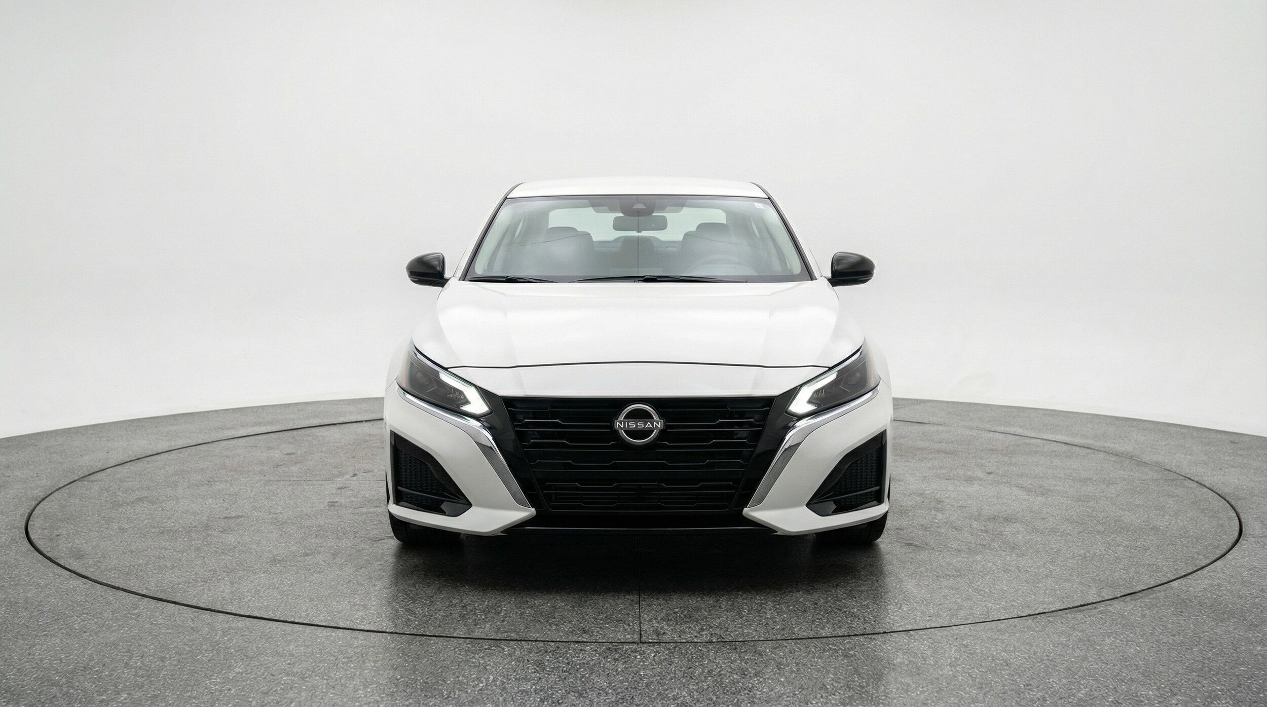 Thumbnail: 2025 Nissan Altima - 2