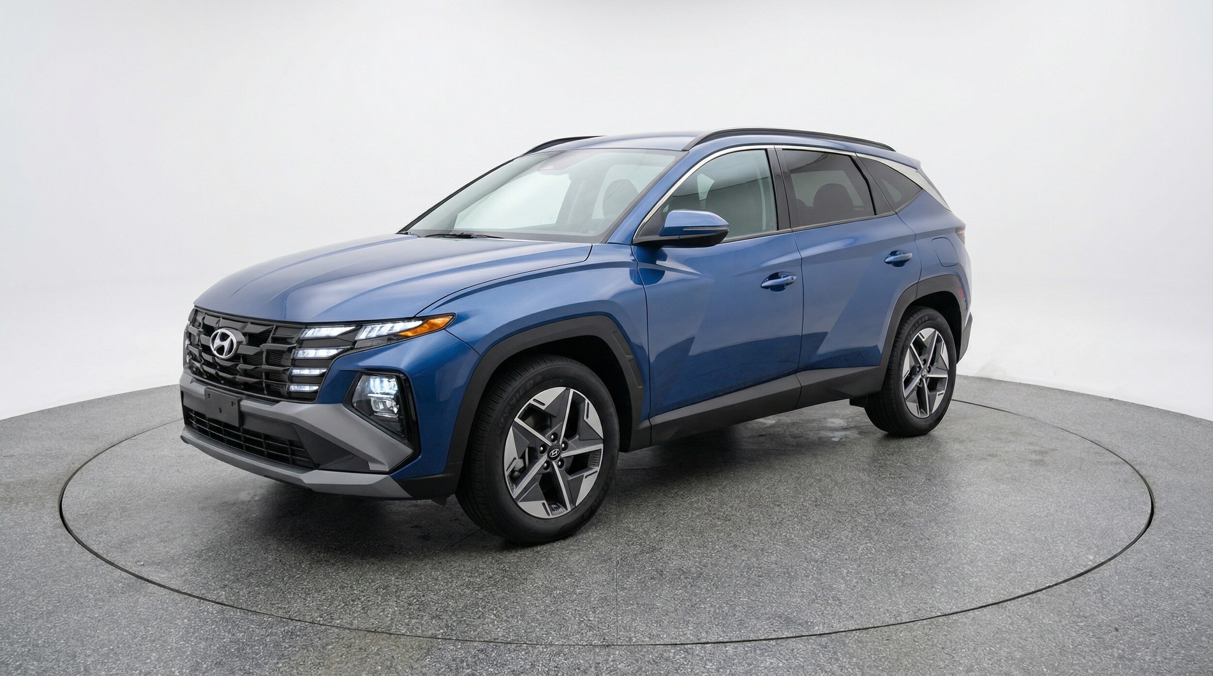 Thumbnail: 2025 Hyundai Tucson - 3