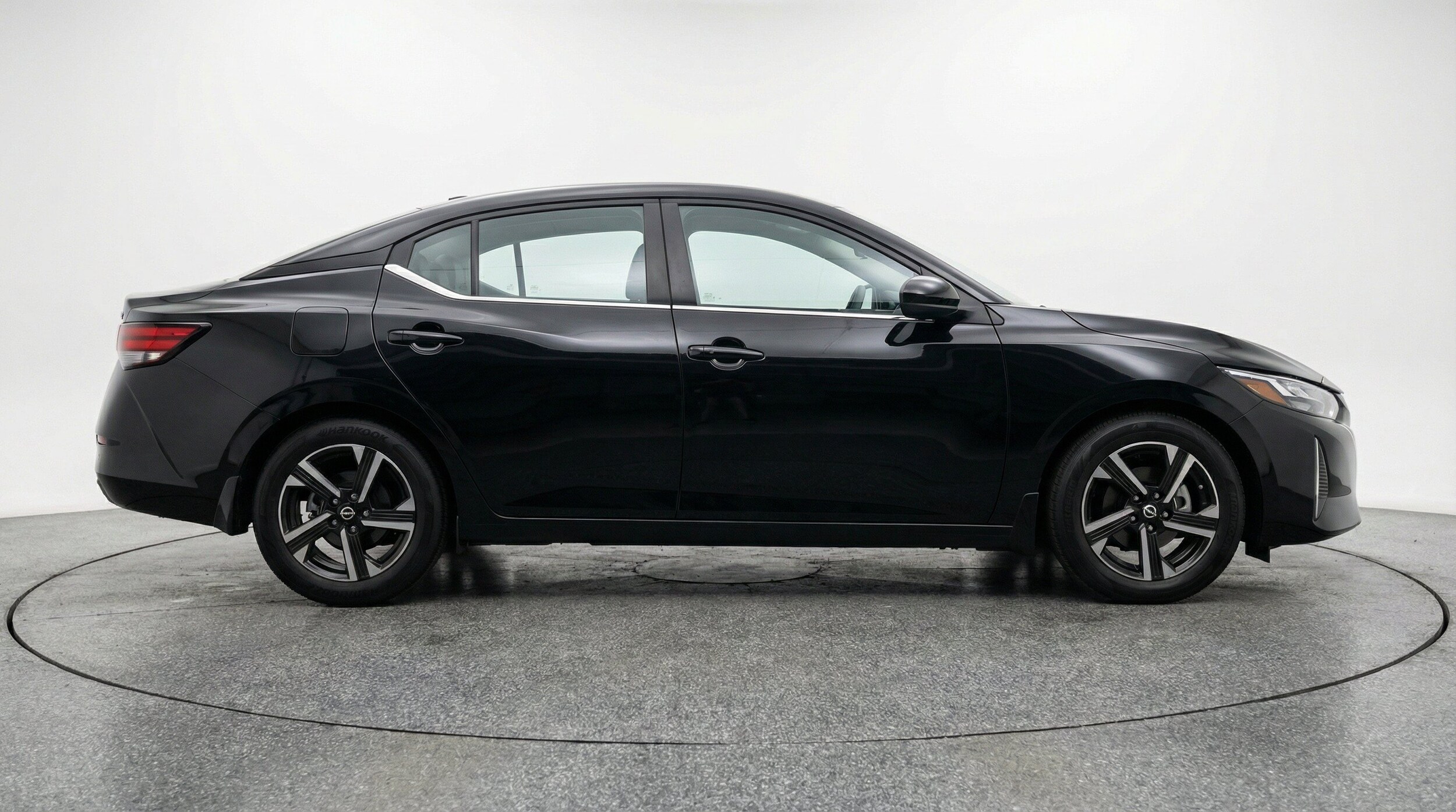 Thumbnail: 2025 Nissan Sentra - 11