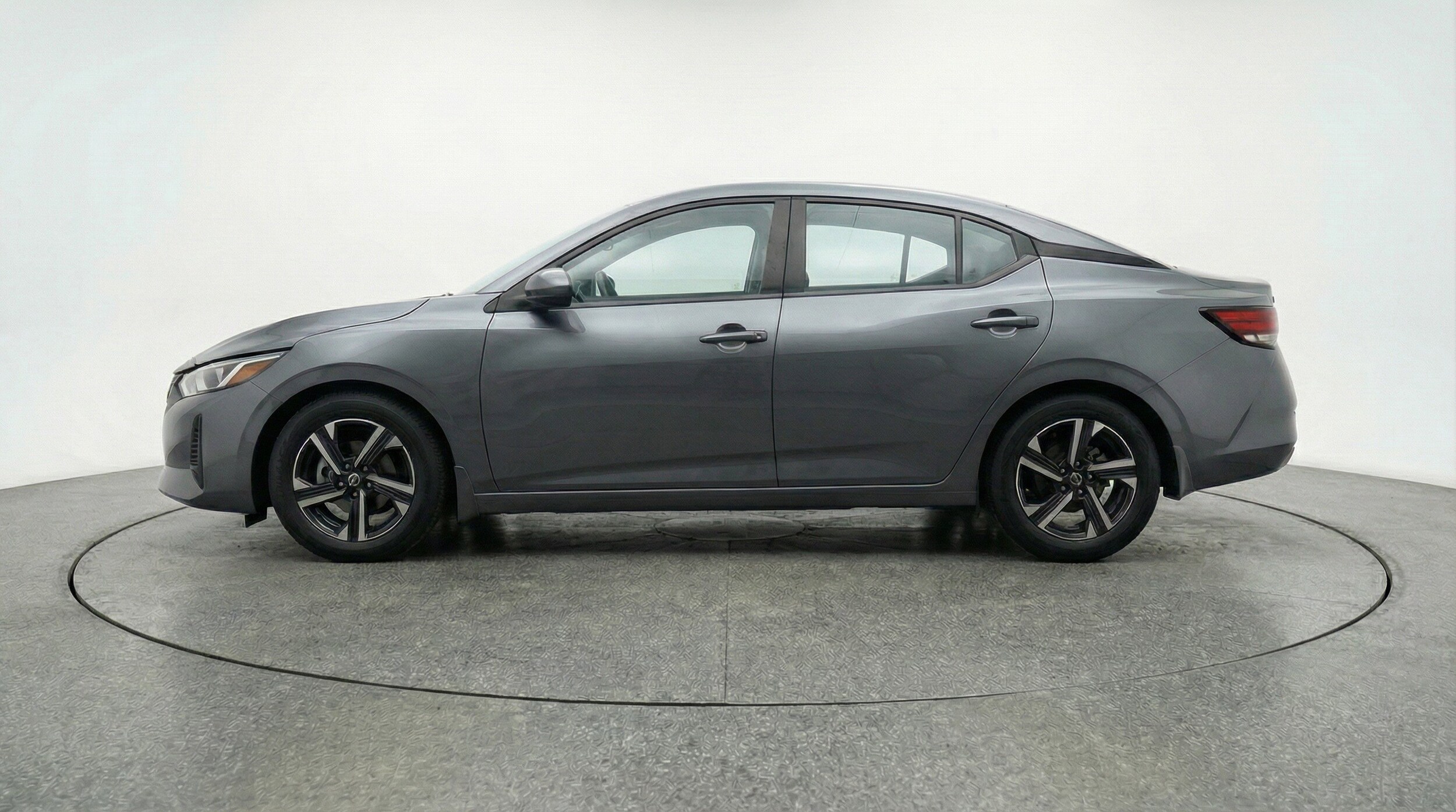 Thumbnail: 2025 Nissan Sentra - 5