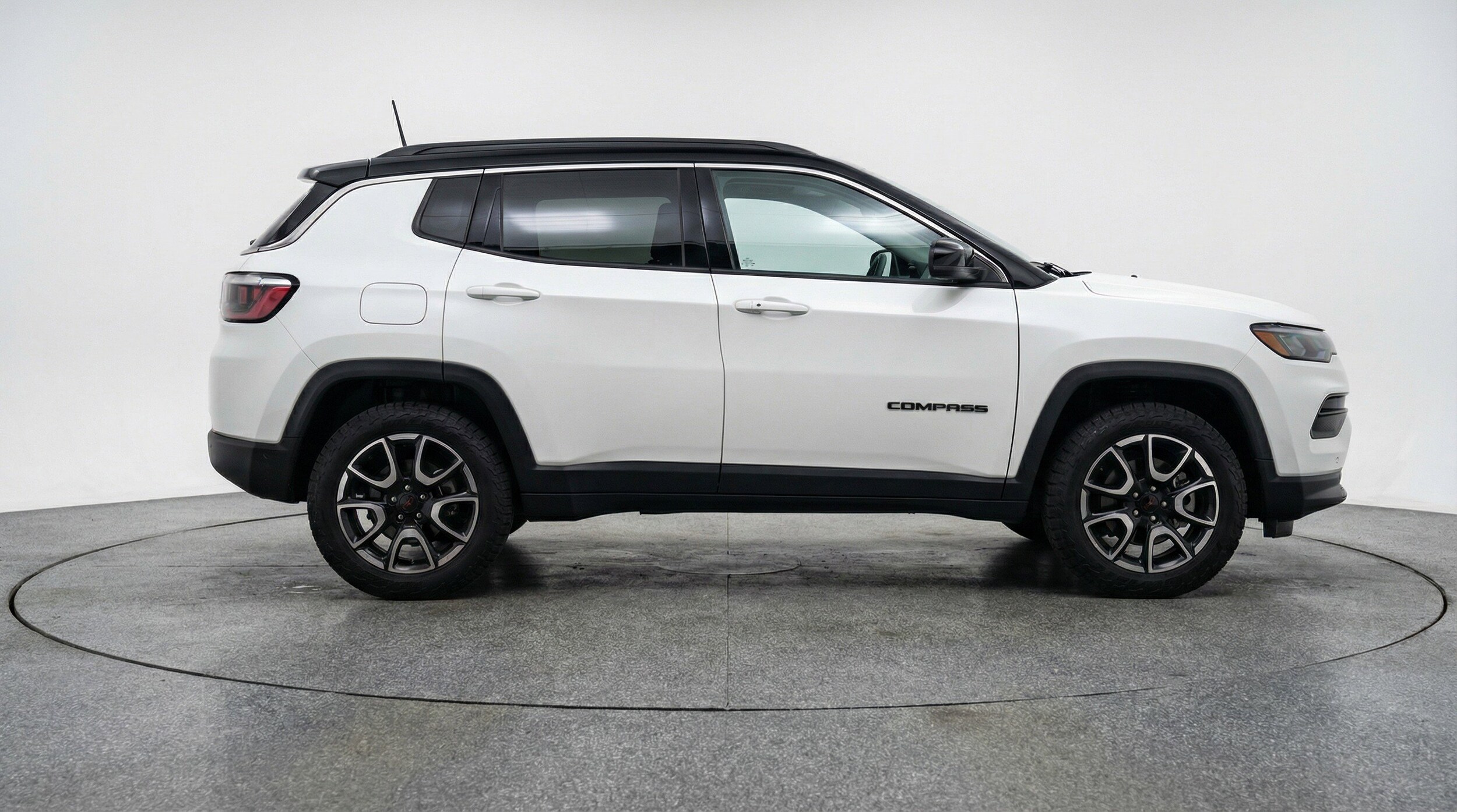 Thumbnail: 2025 Jeep Compass - 11