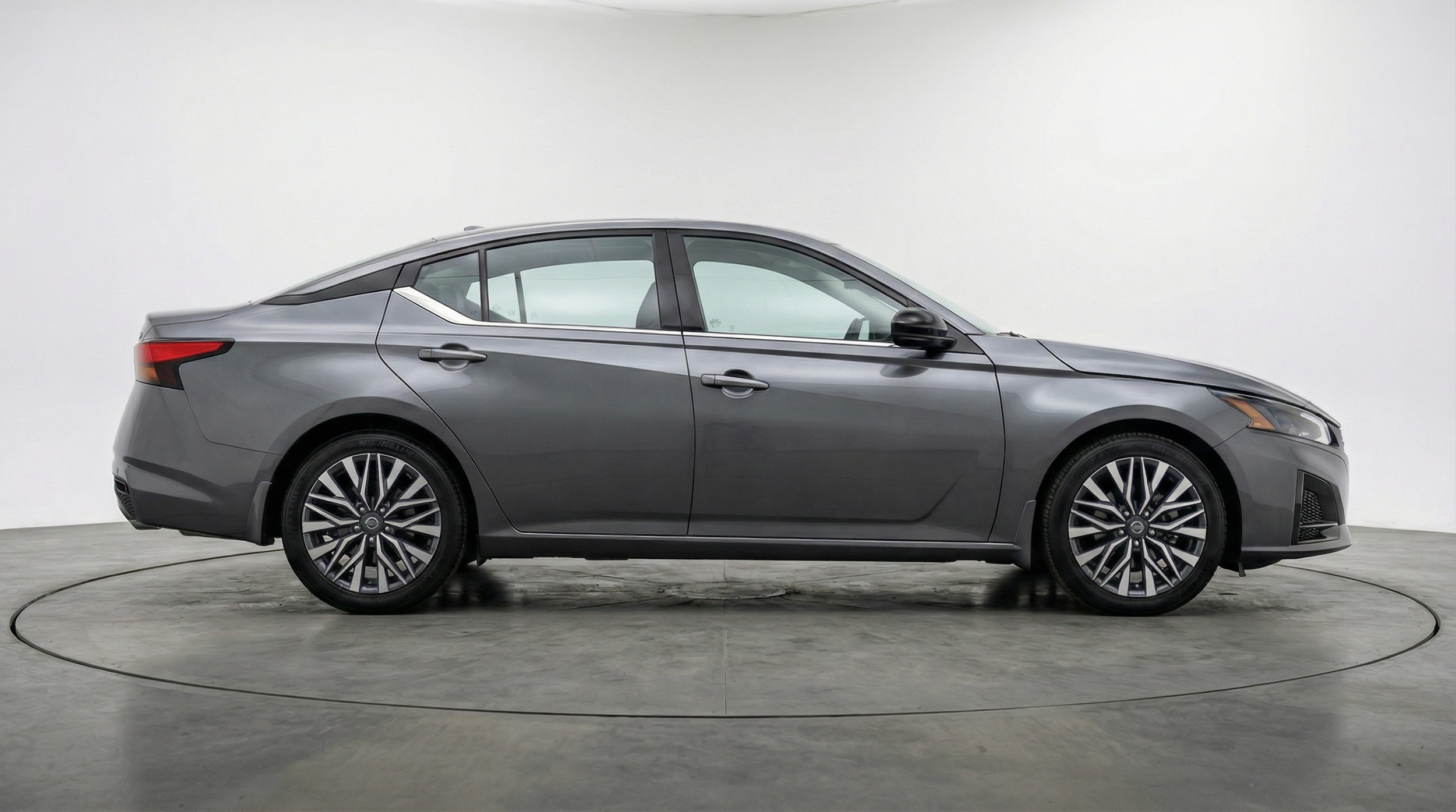 Thumbnail: 2025 Nissan Altima - 8