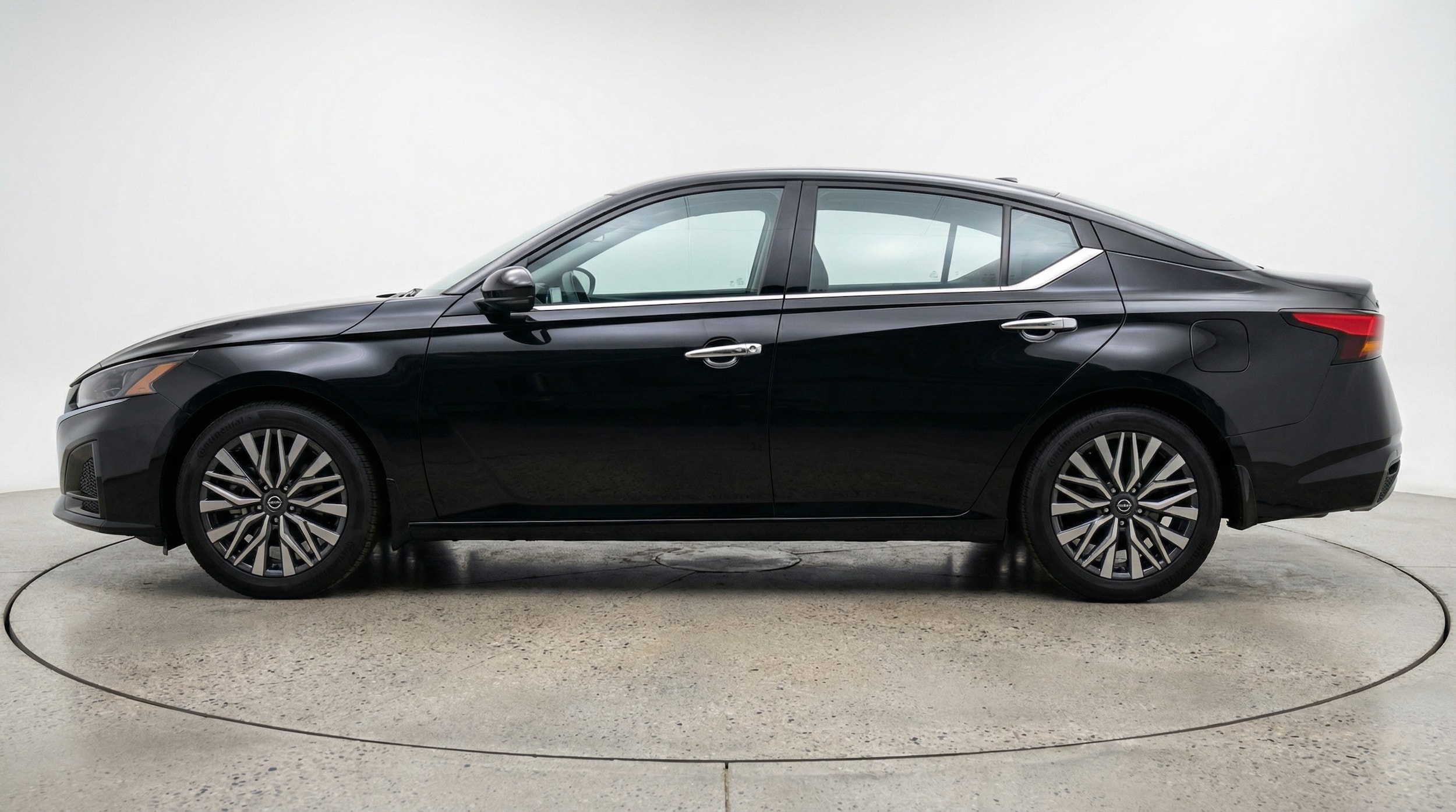 Thumbnail: 2025 Nissan Altima - 4