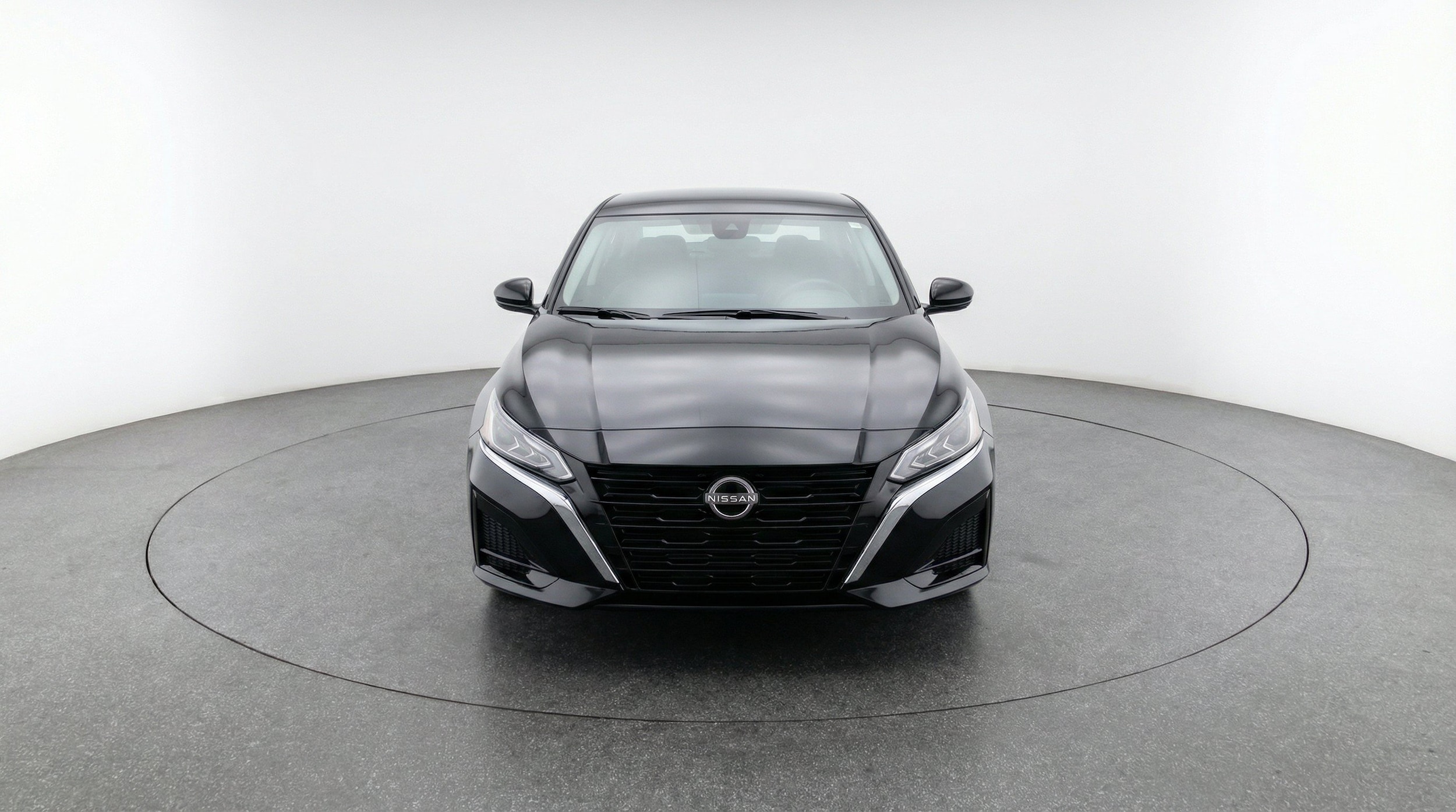 Thumbnail: 2025 Nissan Altima - 2