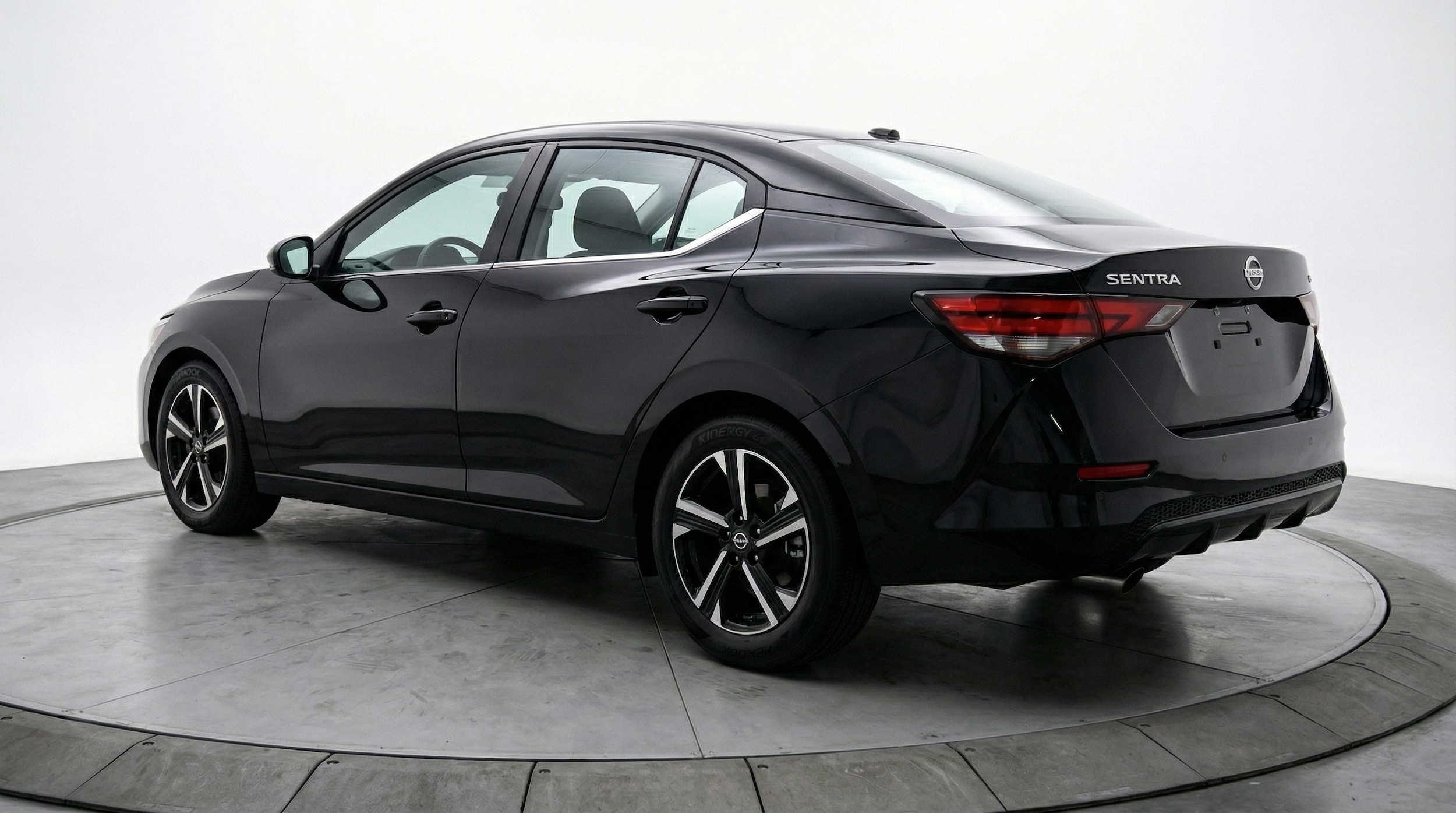 Thumbnail: 2025 Nissan Sentra - 5