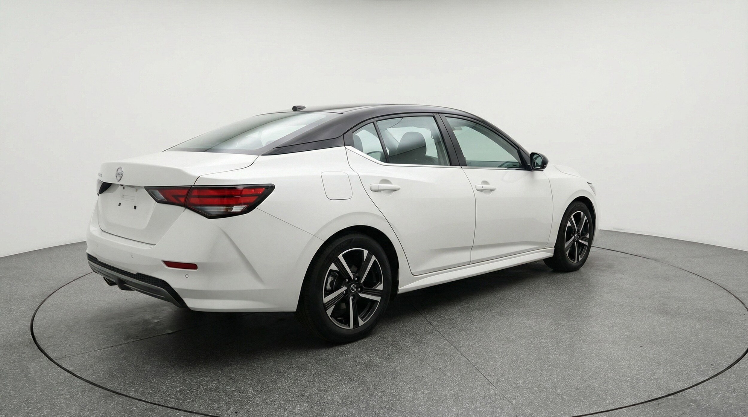 Thumbnail: 2025 Nissan Sentra - 9