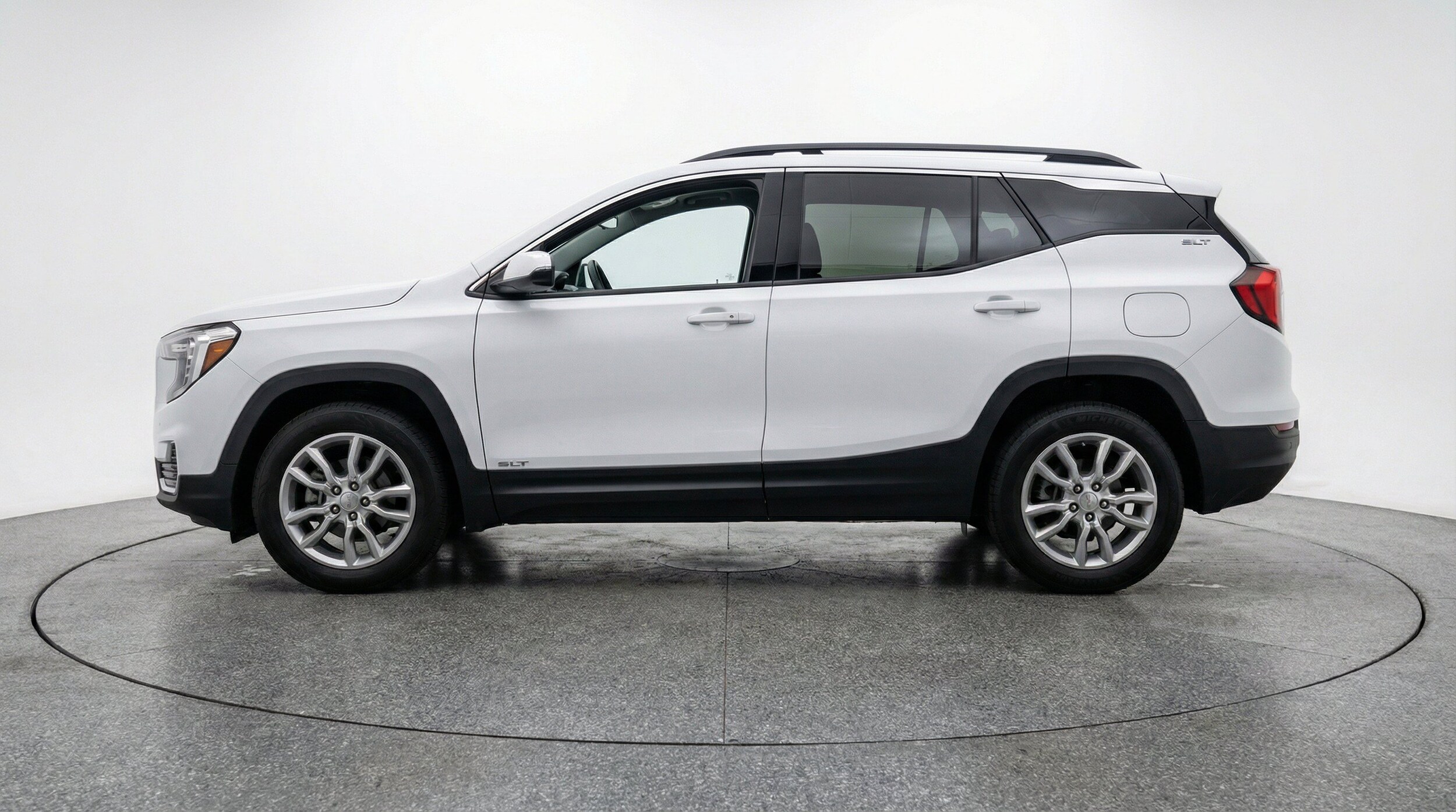 Thumbnail: 2024 GMC Terrain - 5