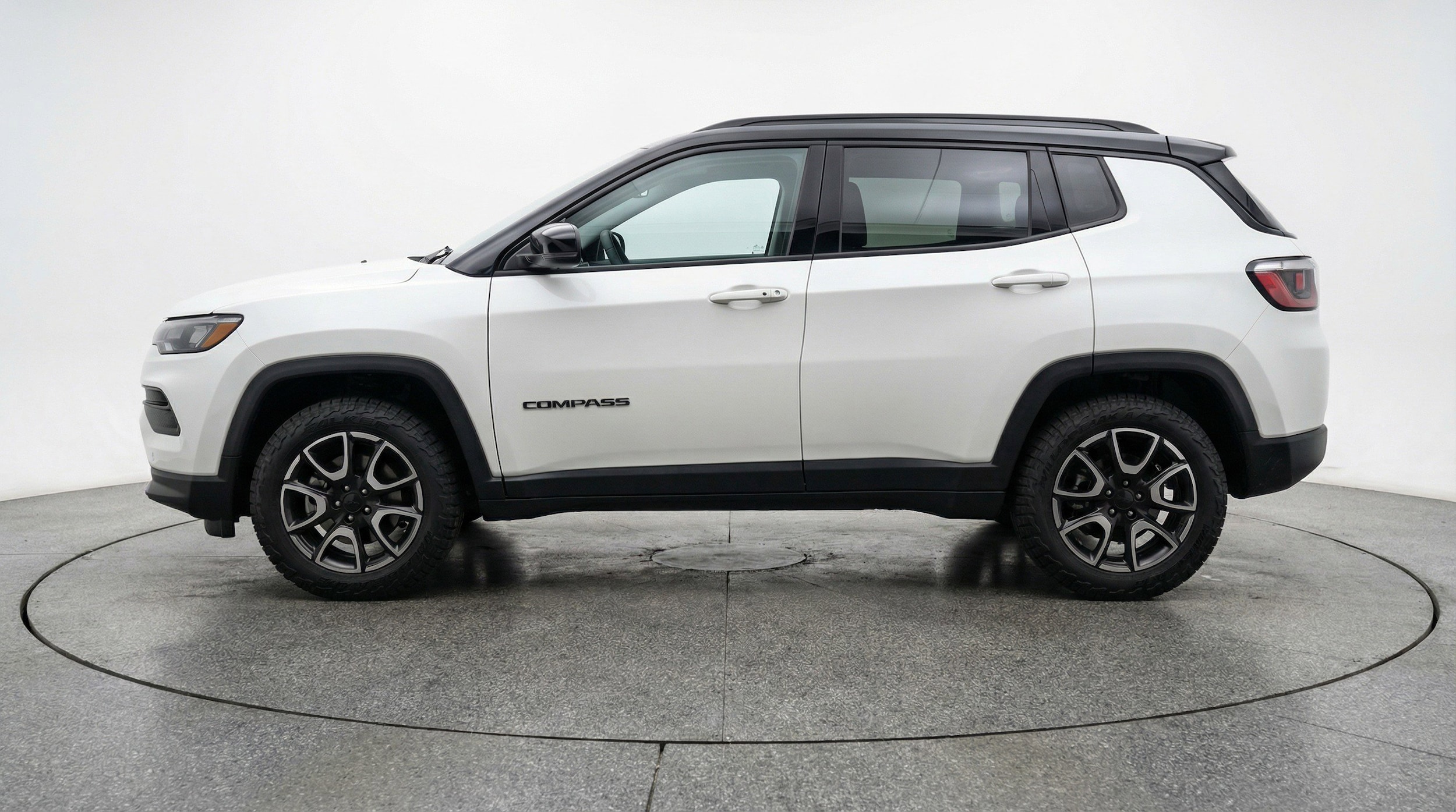 Thumbnail: 2025 Jeep Compass - 5