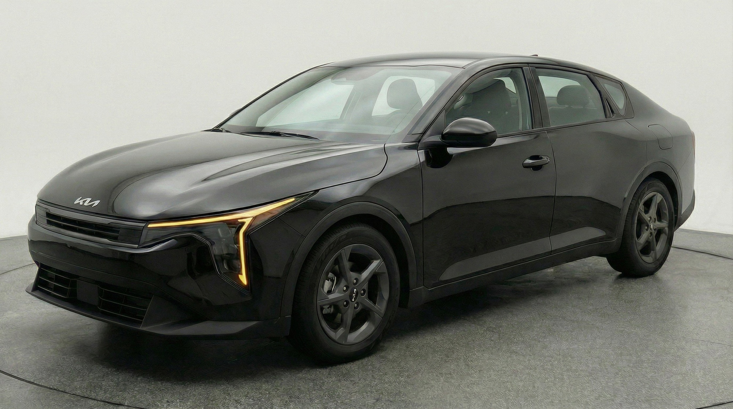 Thumbnail: 2025 Kia K4 - 3