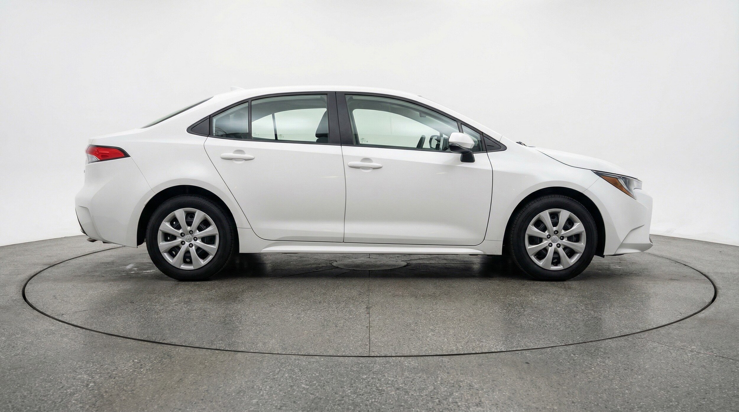 Thumbnail: 2025 Toyota Corolla - 11