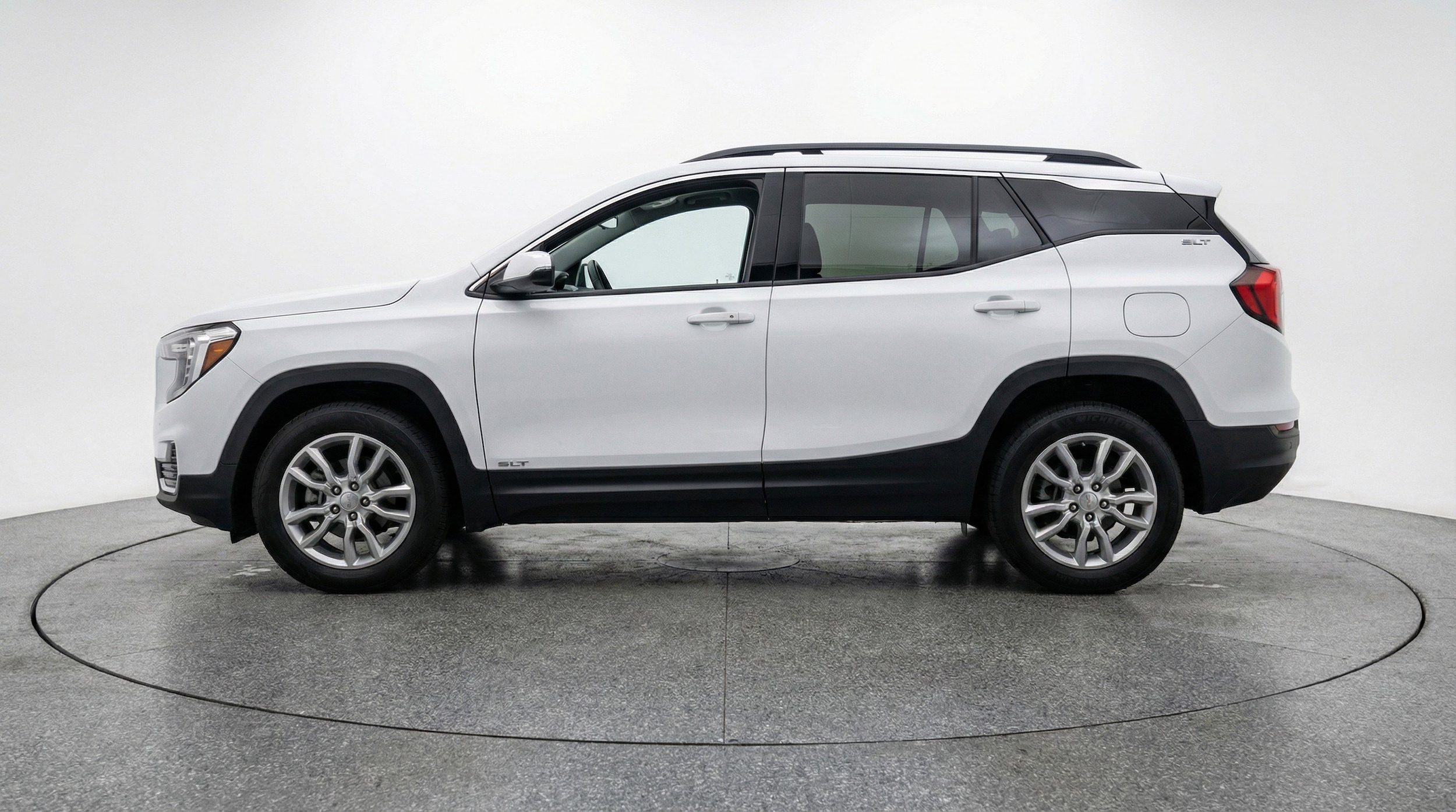 Thumbnail: 2024 GMC Terrain - 5