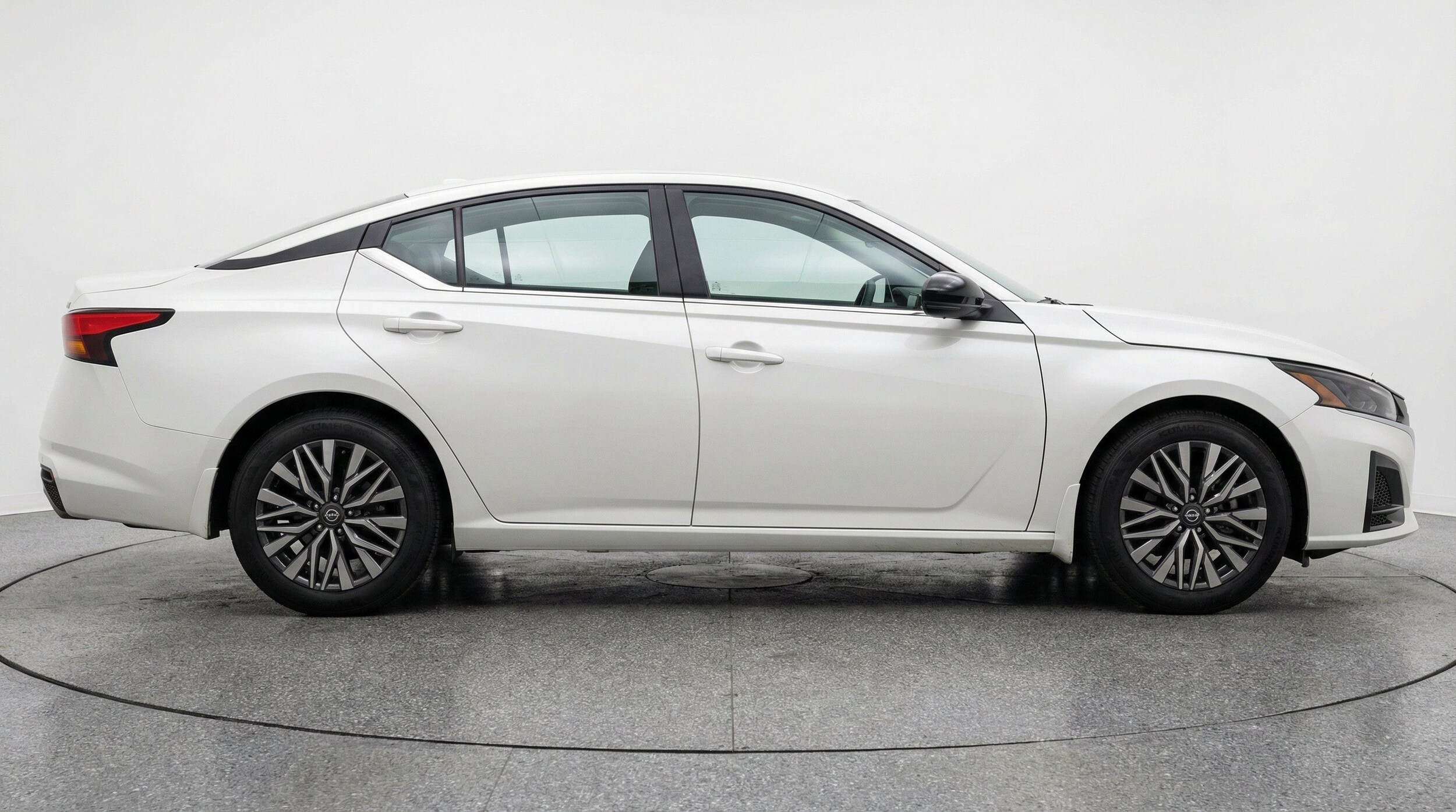 Thumbnail: 2025 Nissan Altima - 11