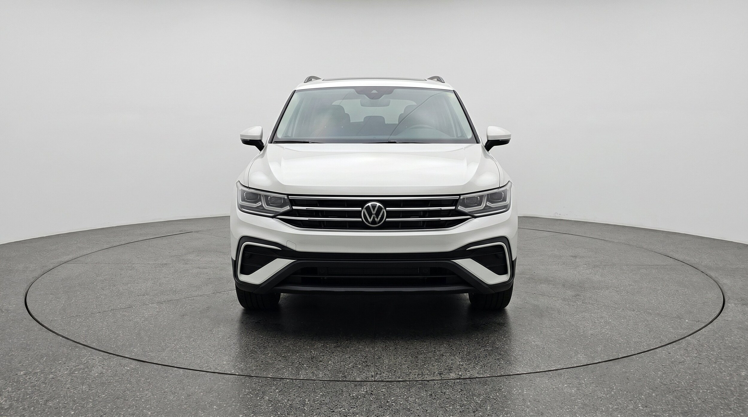 Thumbnail: 2026 Volkswagen Tiguan - 2