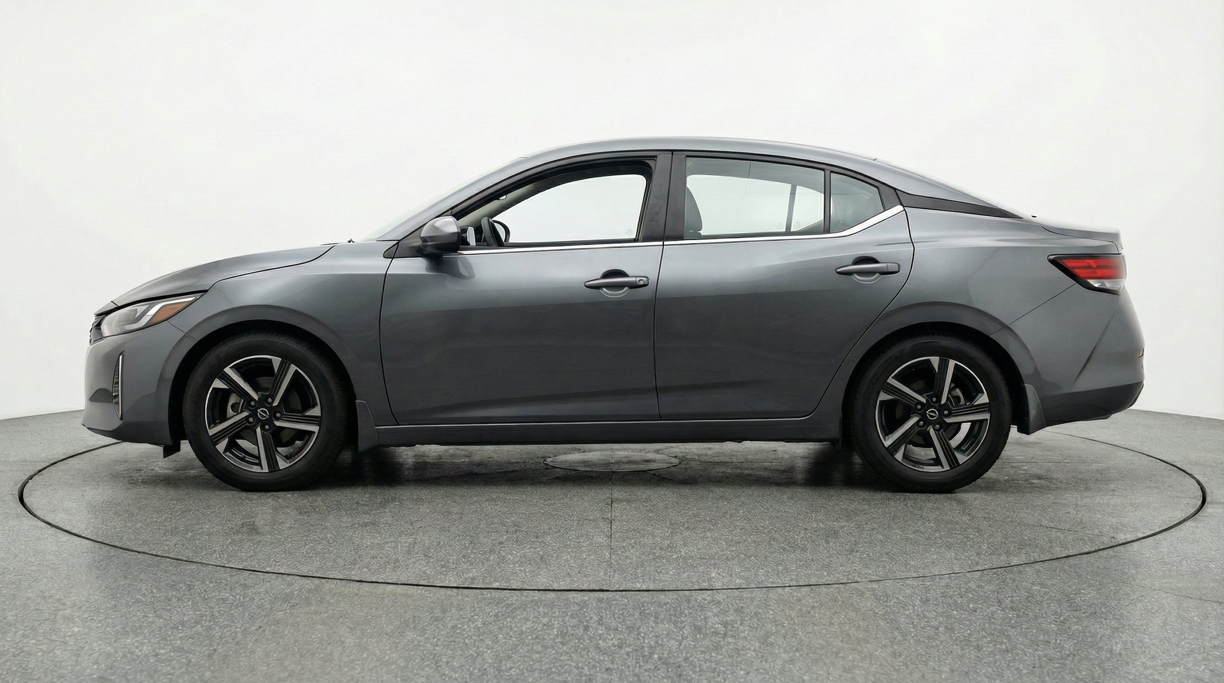 Thumbnail: 2025 Nissan Sentra - 11