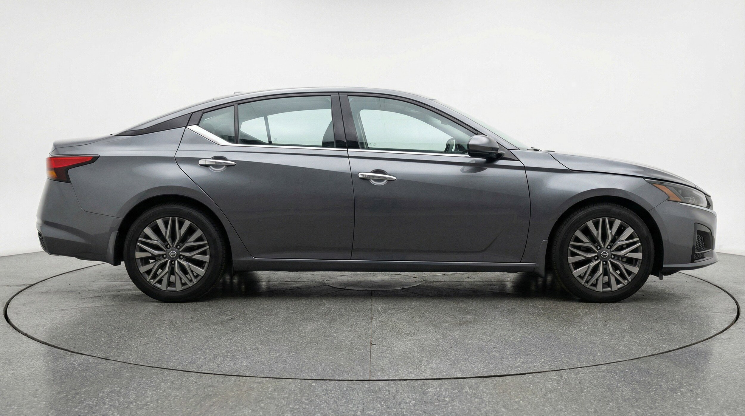 Thumbnail: 2025 Nissan Altima - 11