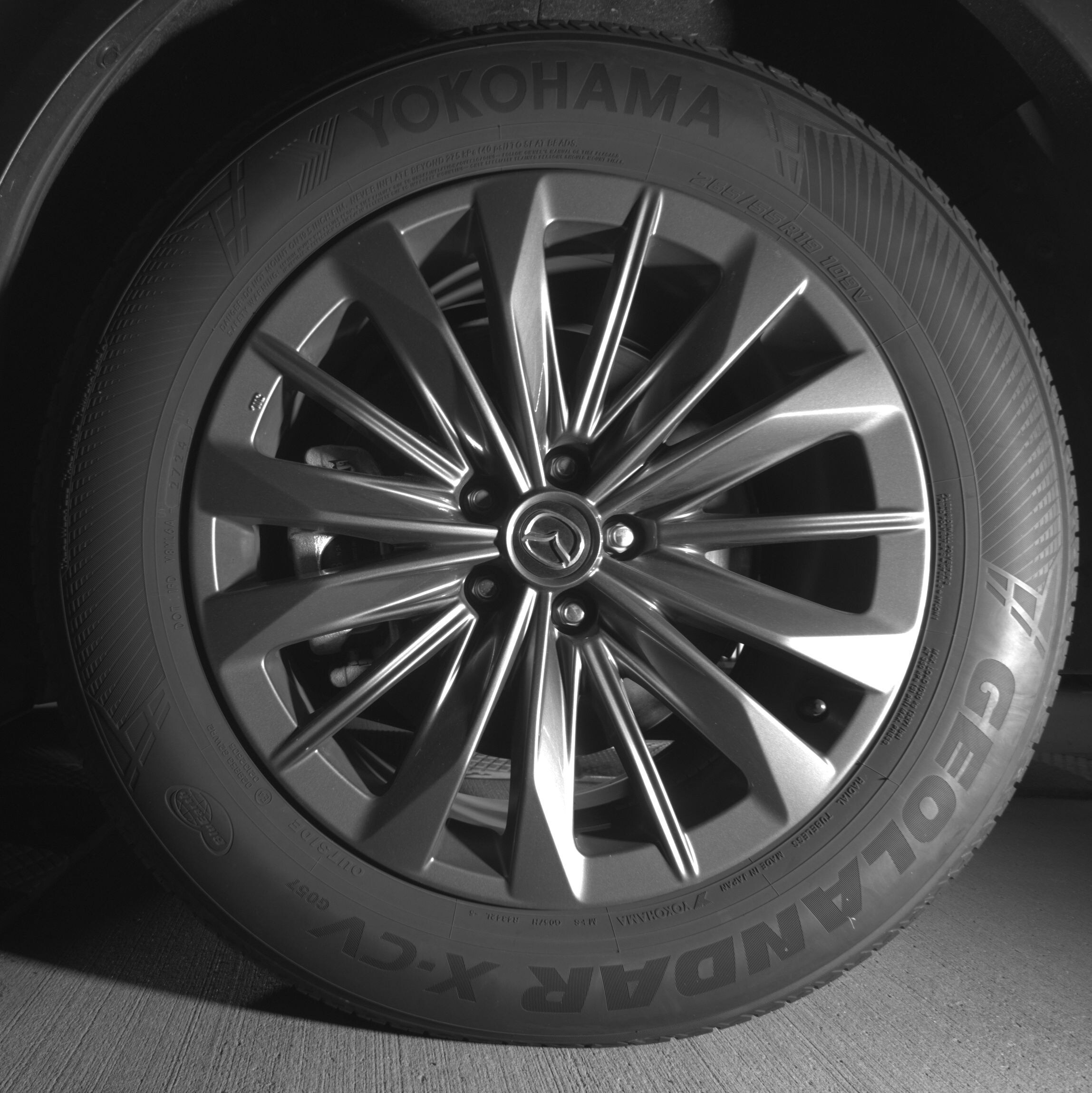 Thumbnail: 2025 Mazda CX-70 - 11