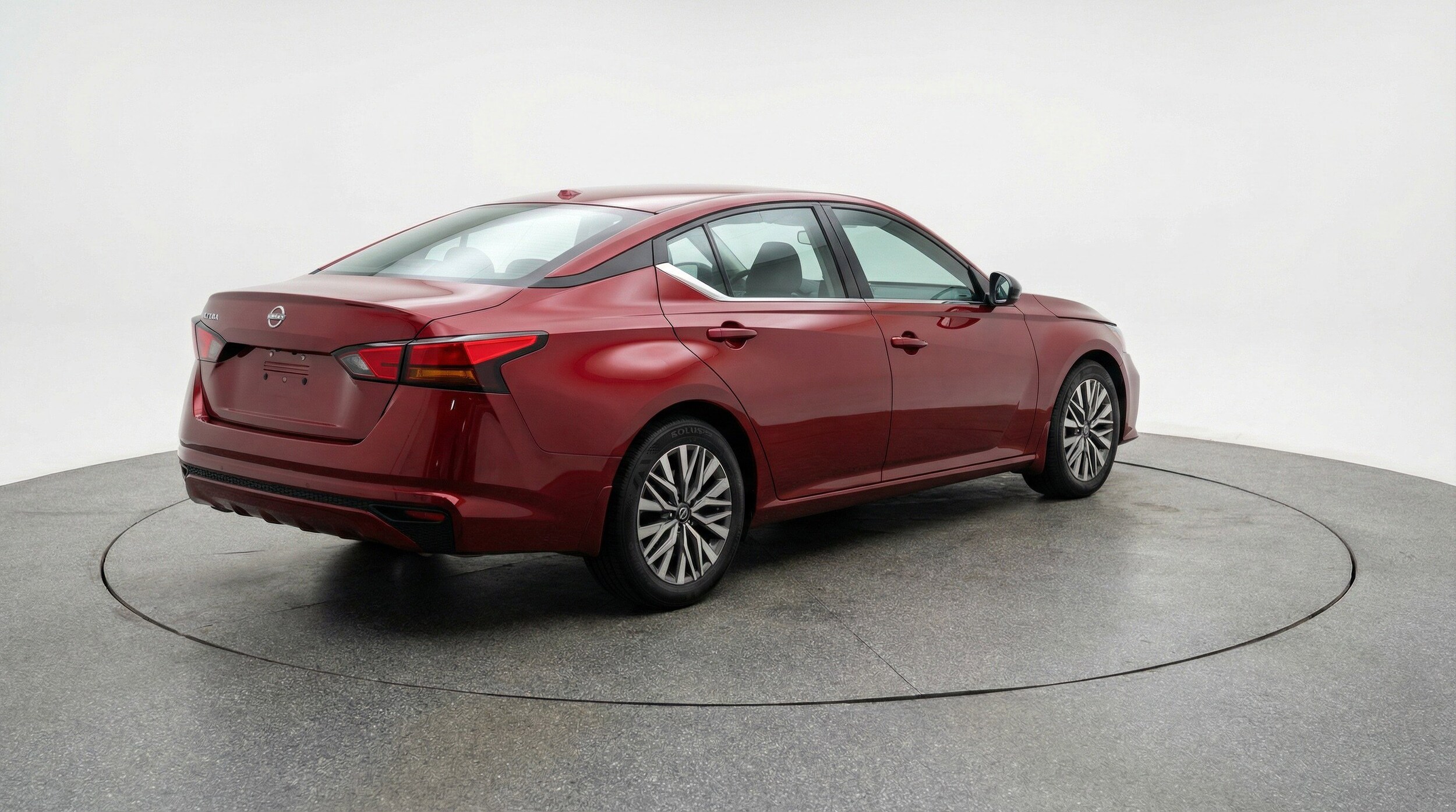 Thumbnail: 2025 Nissan Altima - 9