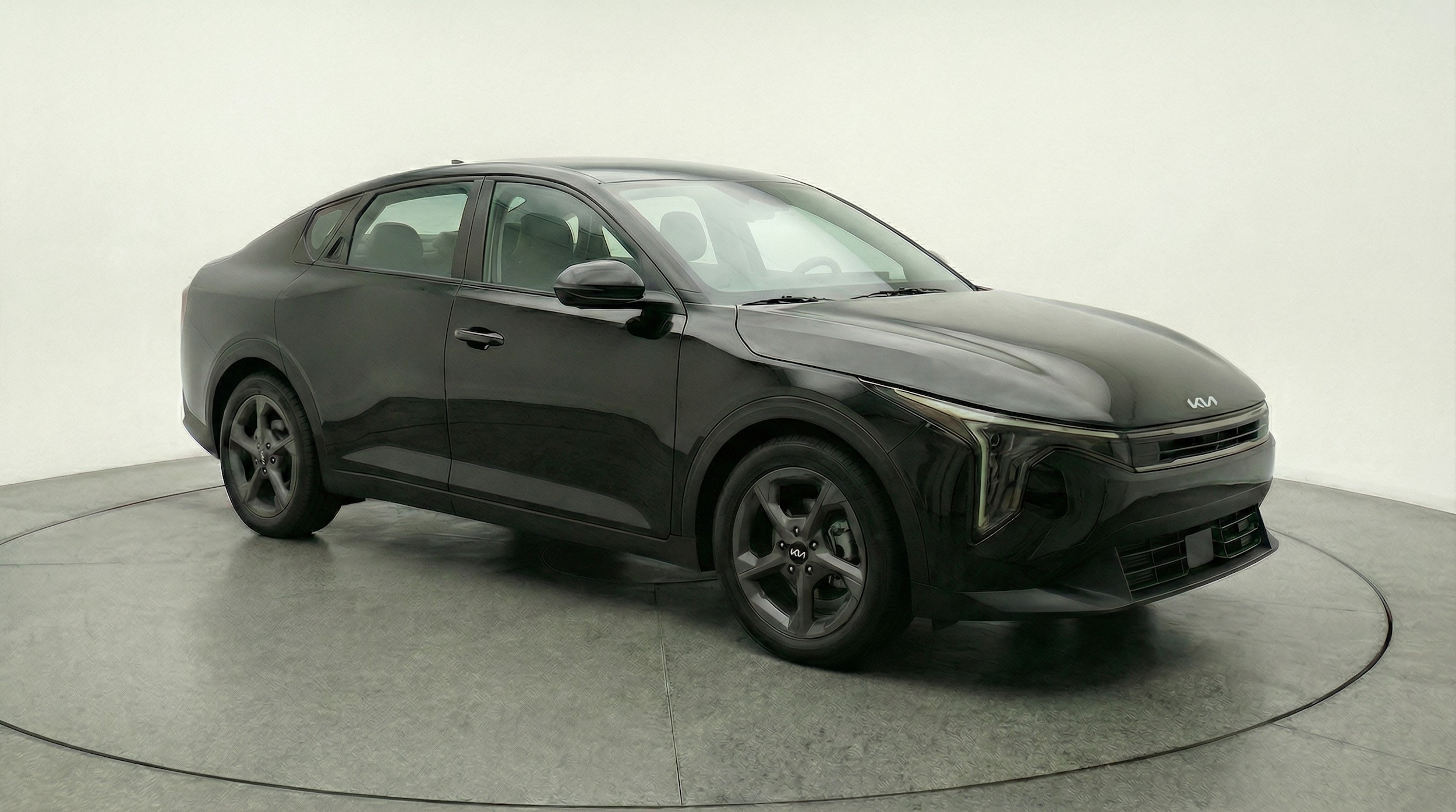 Thumbnail: 2025 Kia K4 - 1