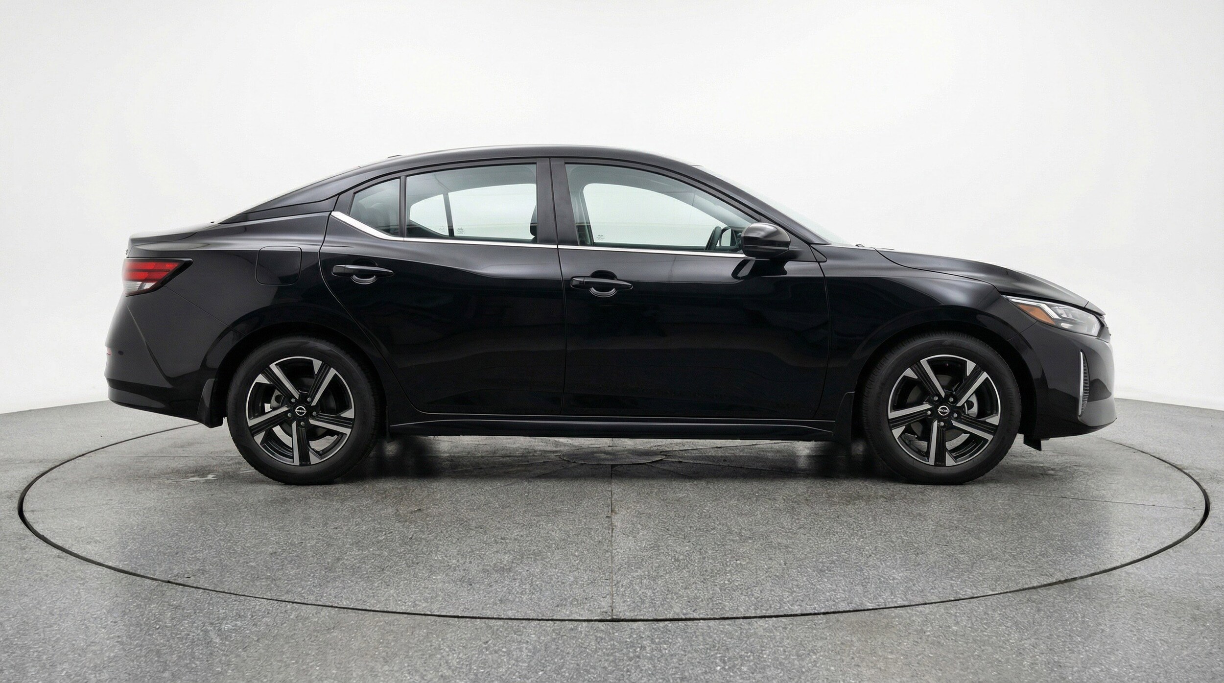 Thumbnail: 2025 Nissan Sentra - 11