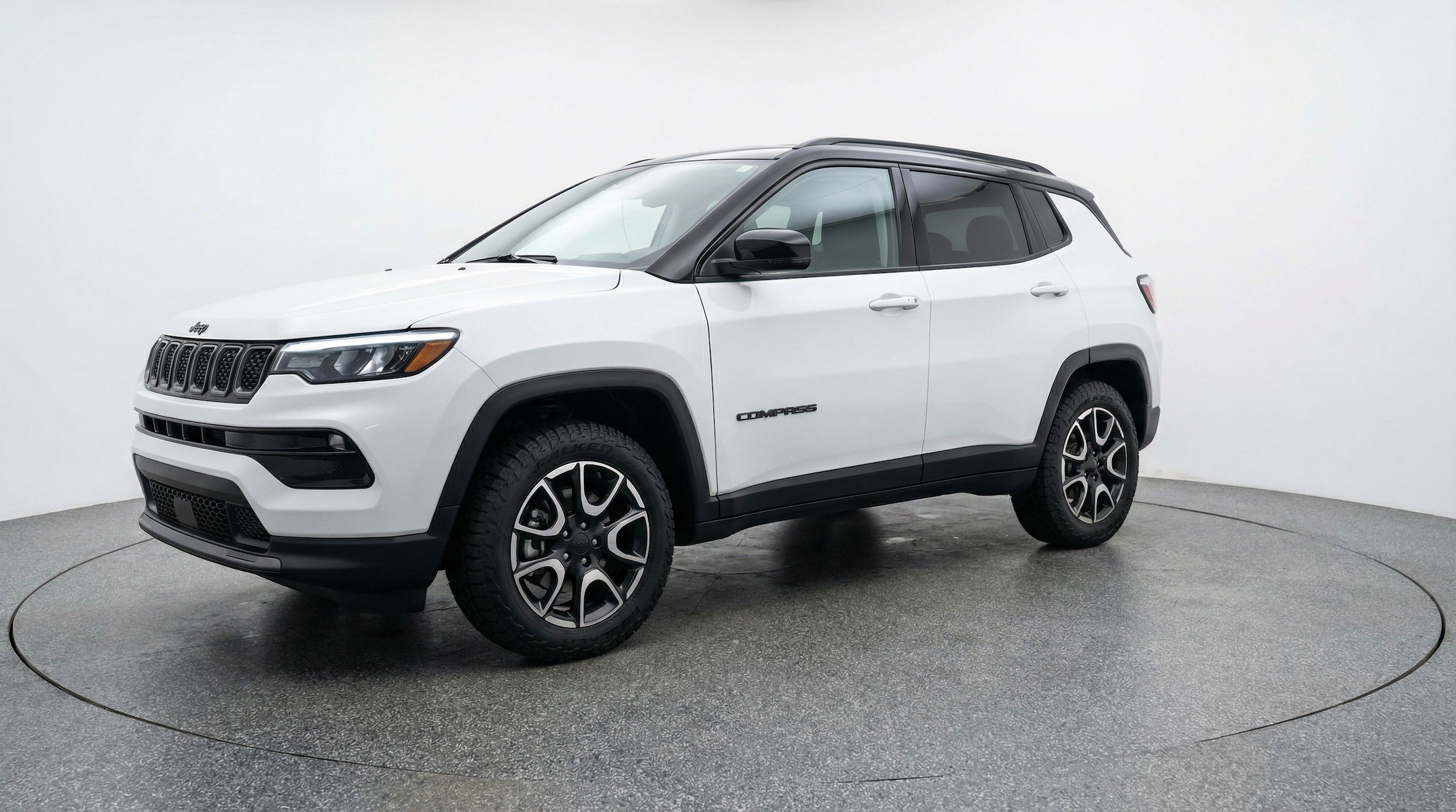 Thumbnail: 2025 Jeep Compass - 3