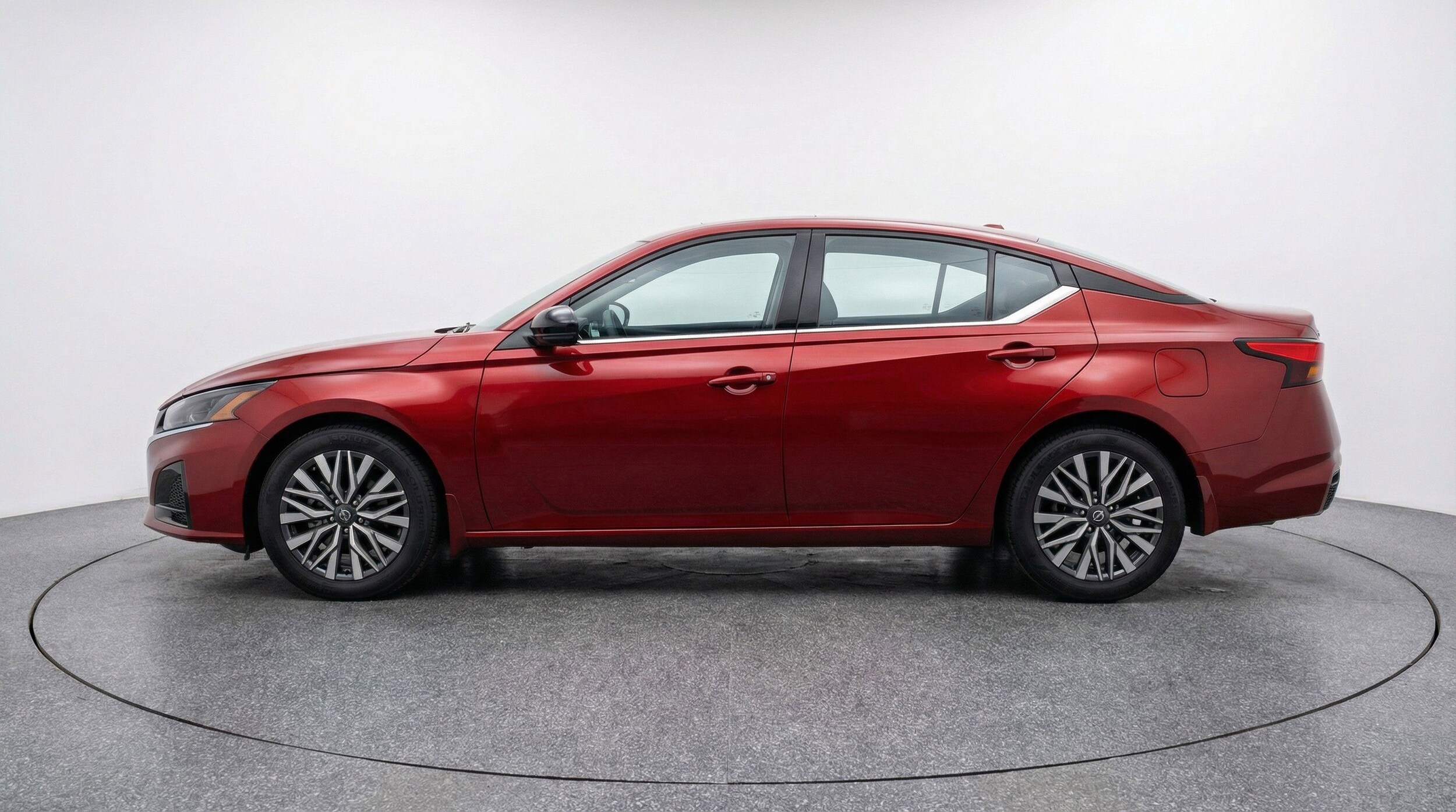 Thumbnail: 2025 Nissan Altima - 5