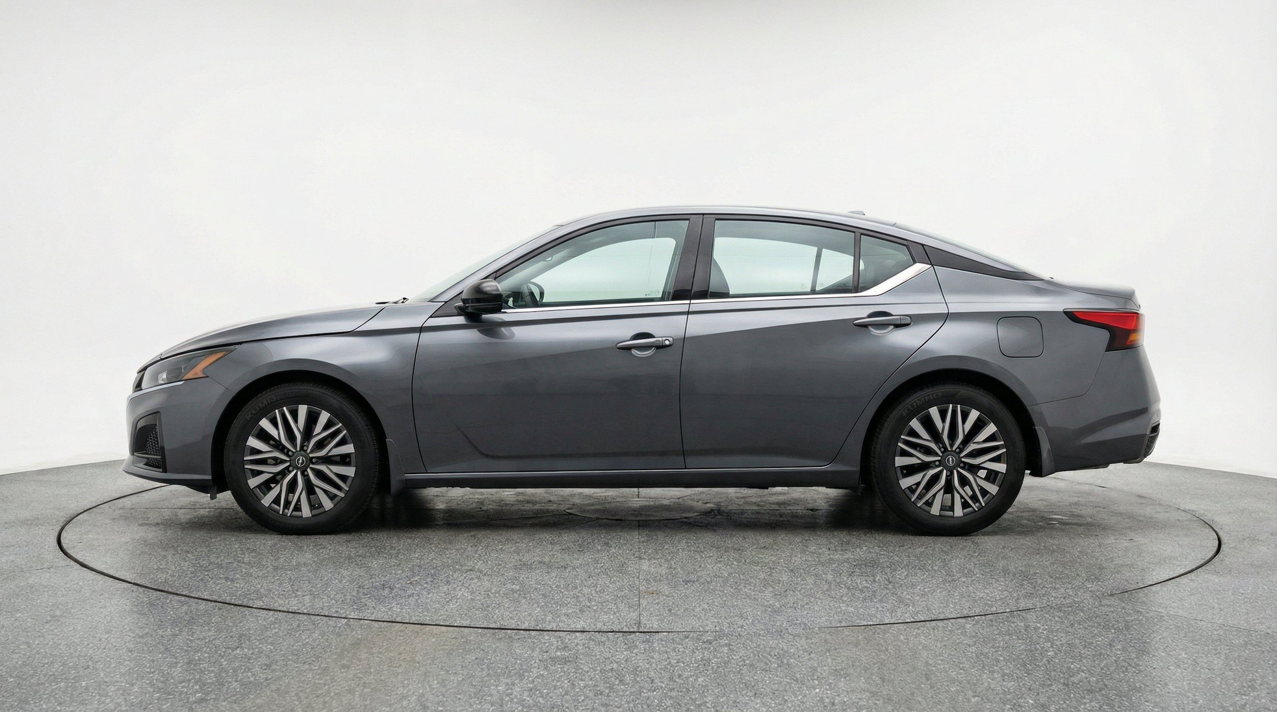 Thumbnail: 2025 Nissan Altima - 5